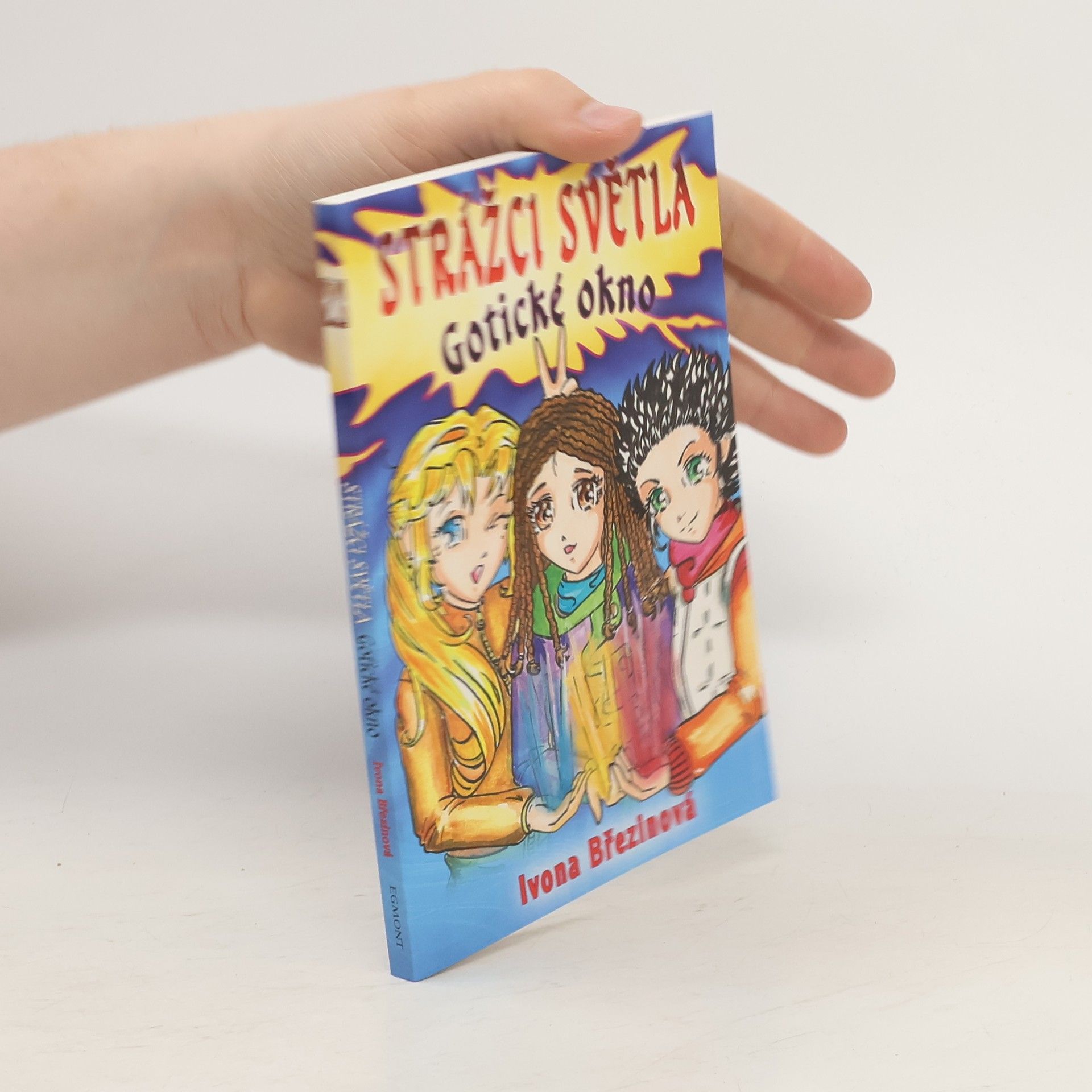 Ivona Březinová Strážci Světla - Gotické okno