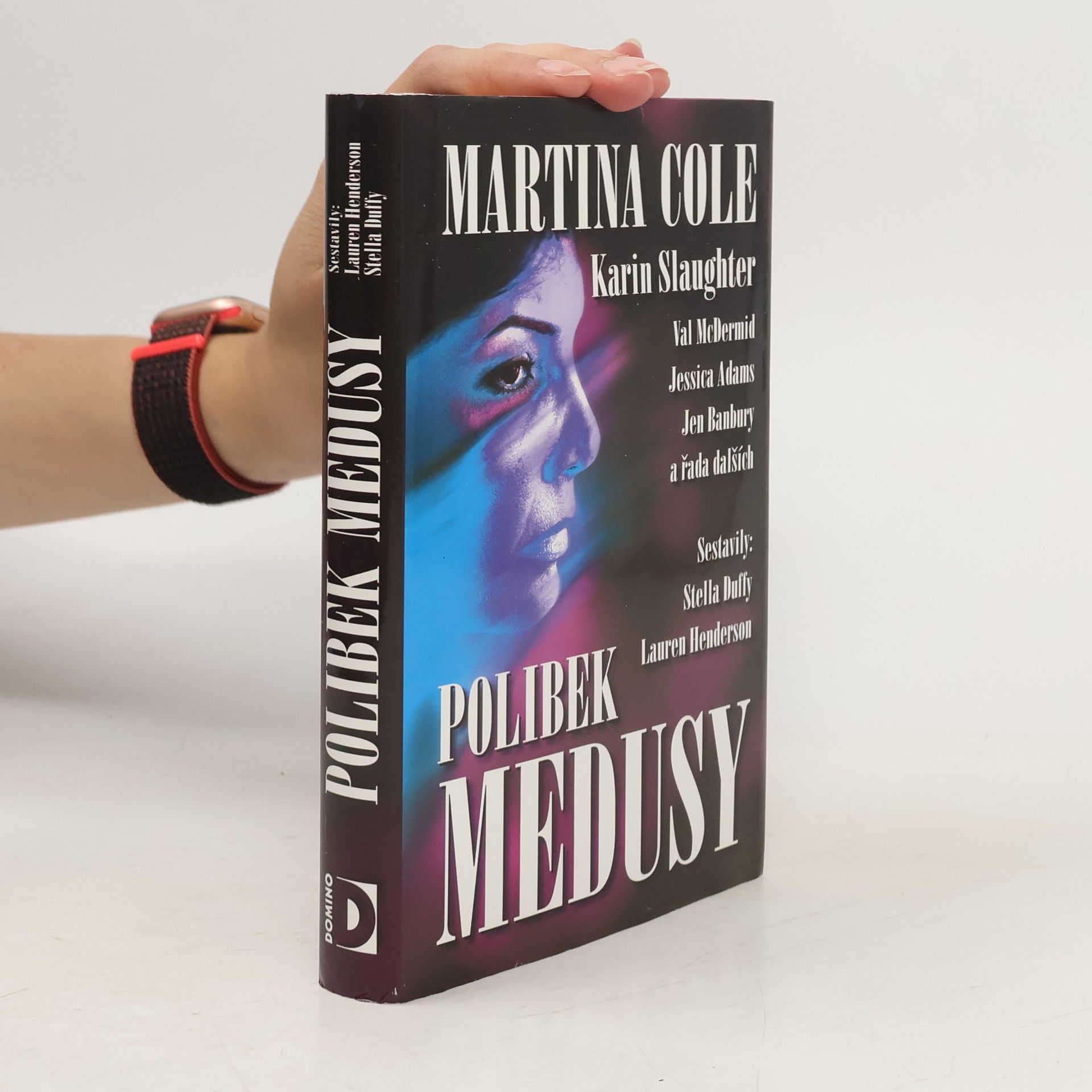 Lauren Henderson Polibek Medusy