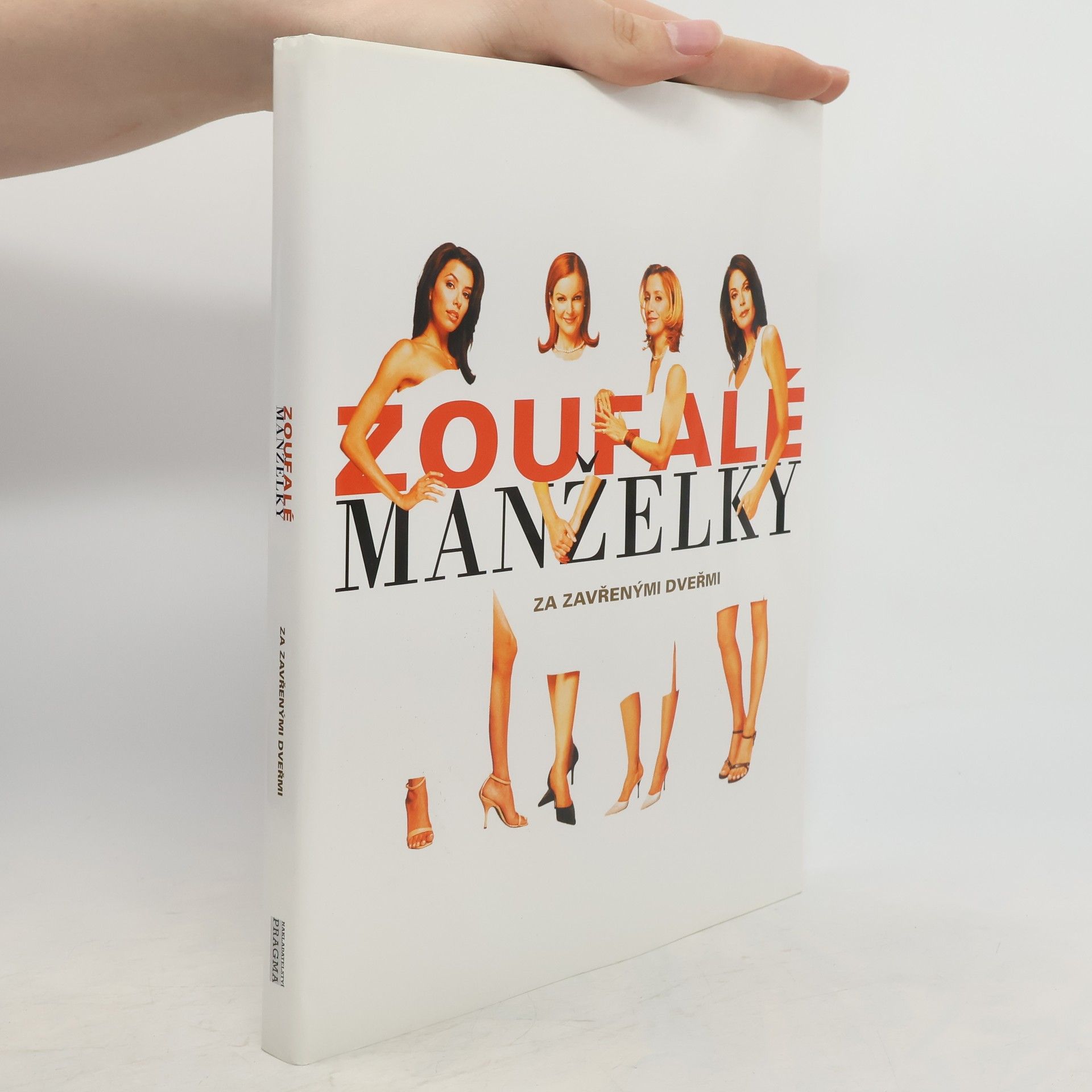 Adam Novák Zoufalé manželky: Za zavřenými dveřmi