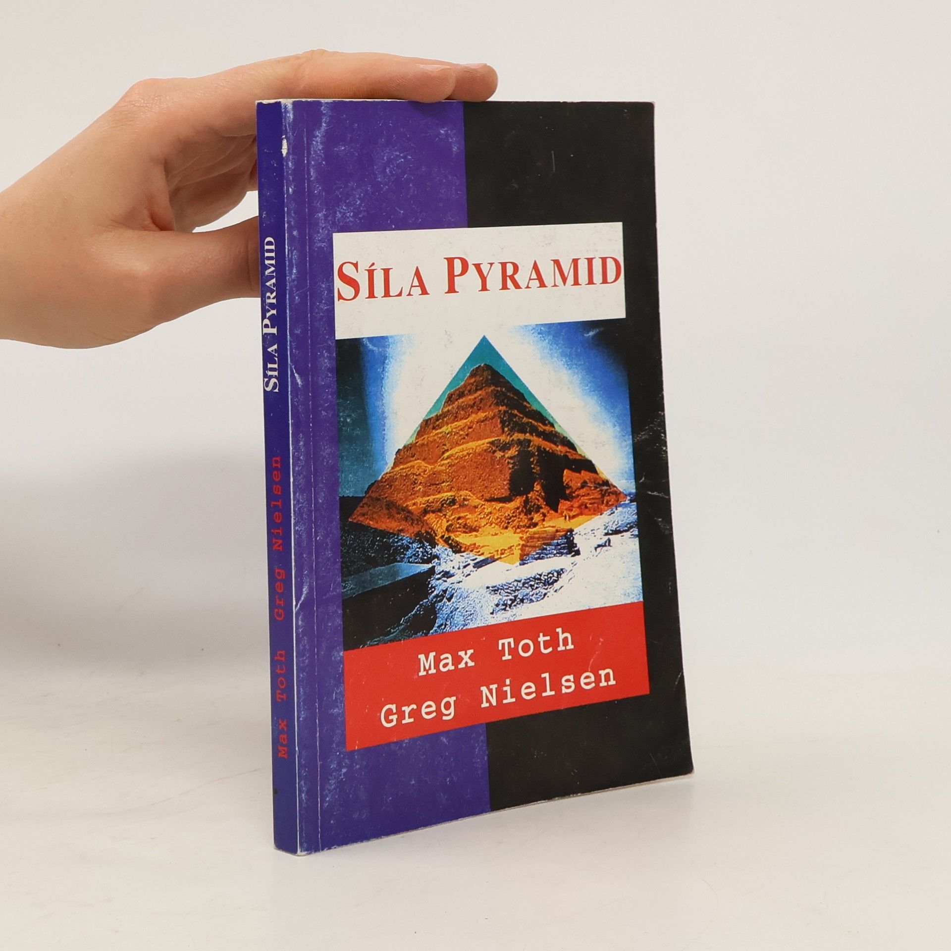 Max Toth Síla pyramid