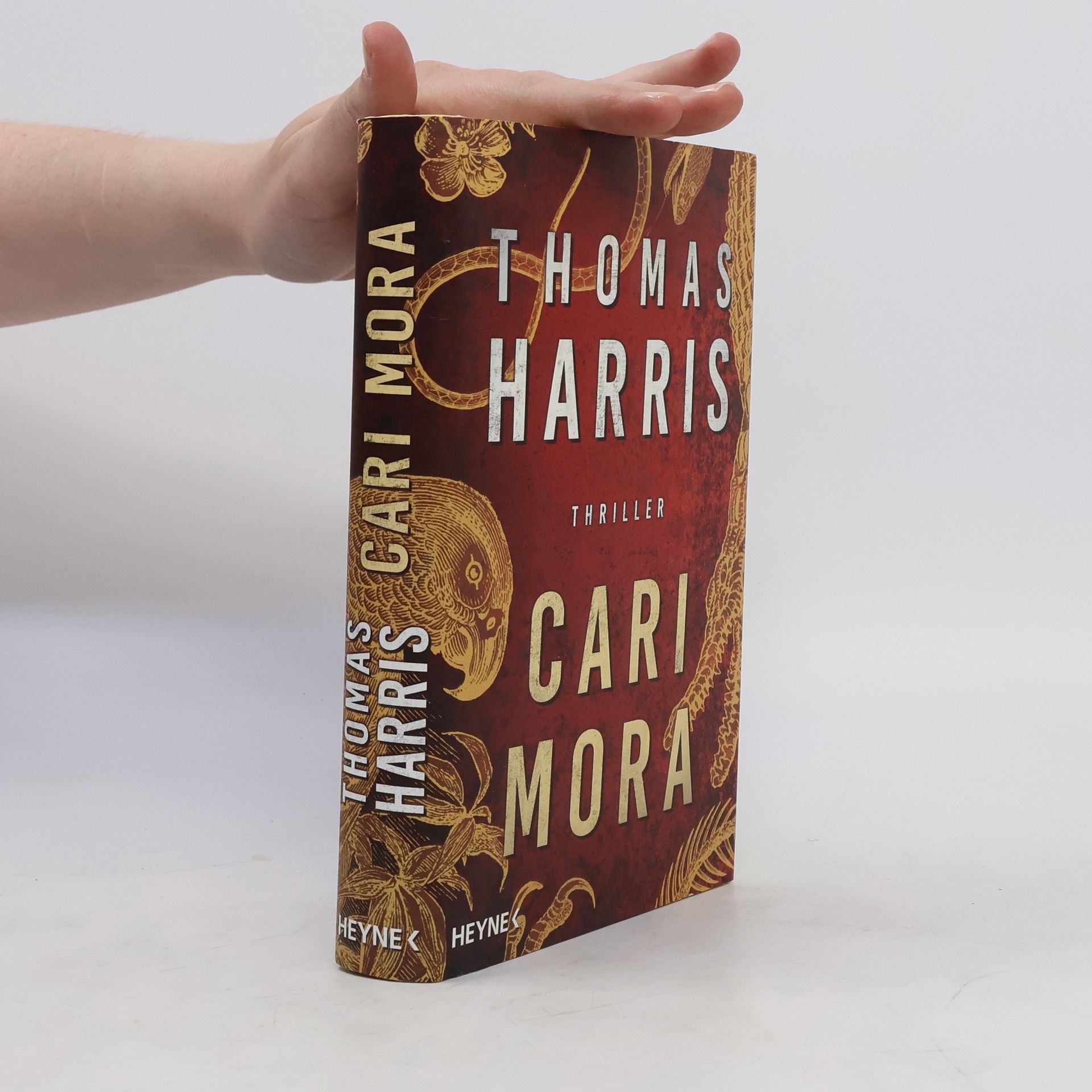 Thomas Harris Cari Mora