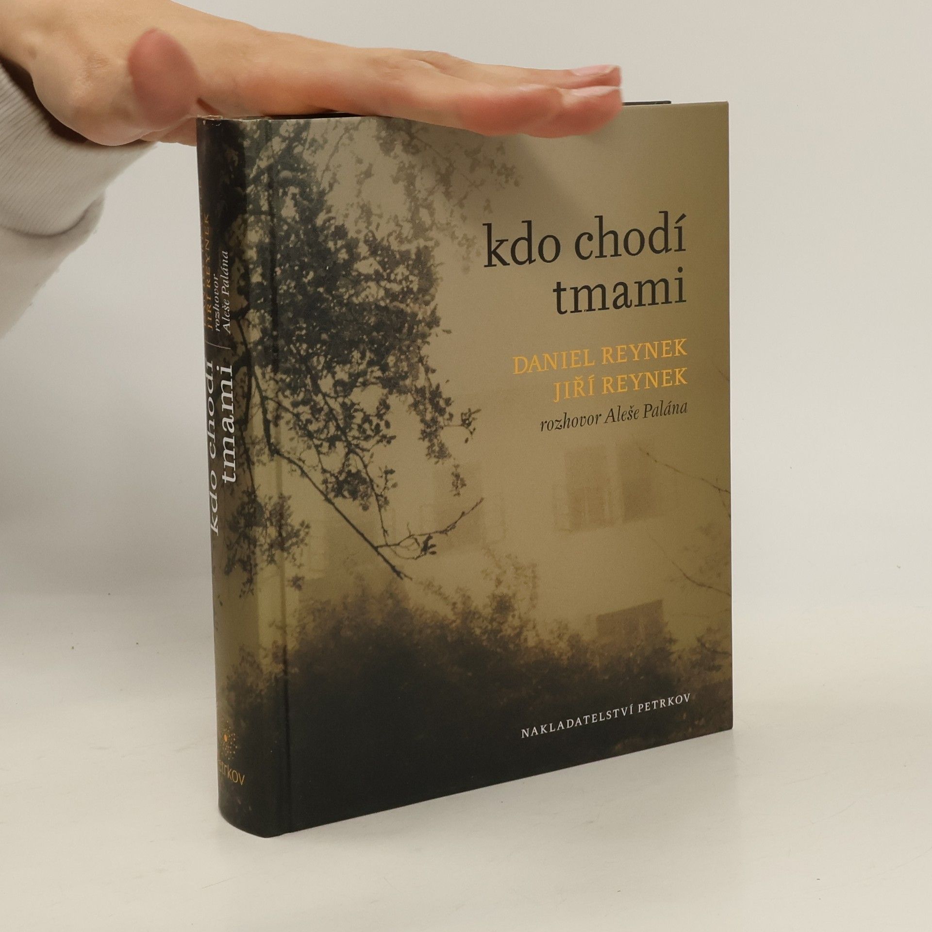 Aleš Palán Kdo chodí tmami