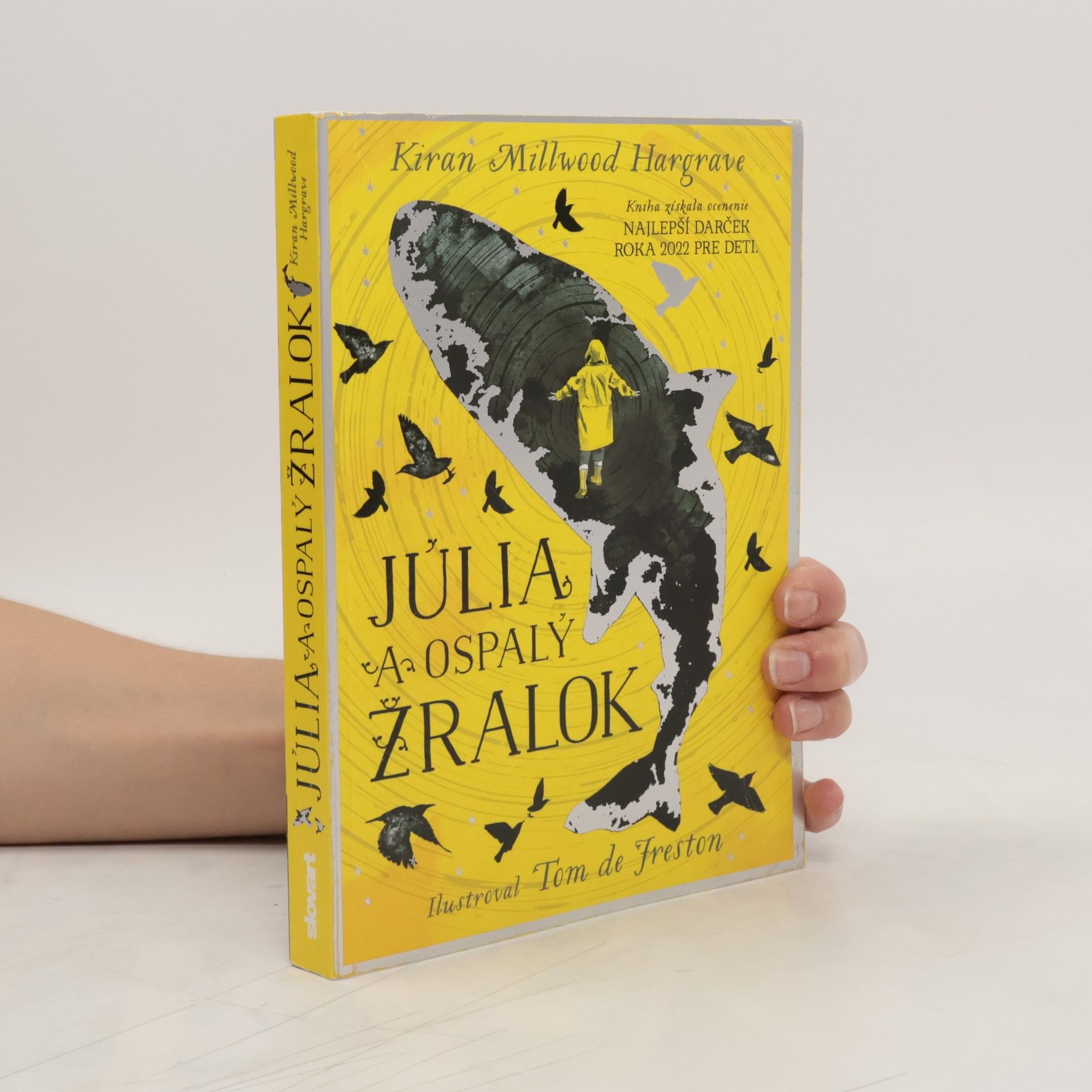 Kiran Millwood Hargrave Júlia a ospalý žralok