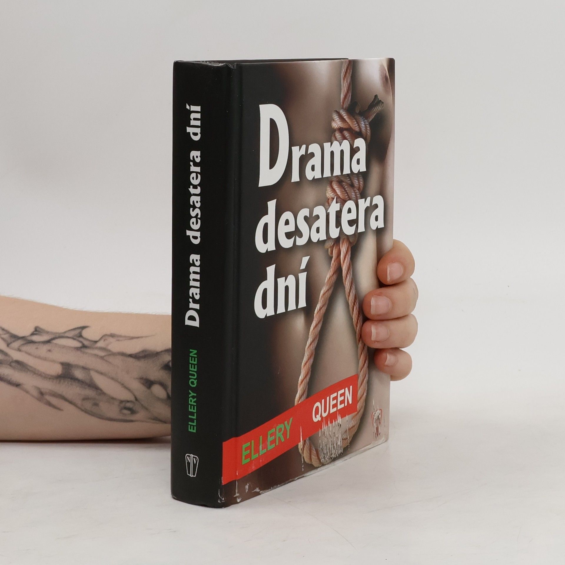 Ellery Queen Drama desatera dní