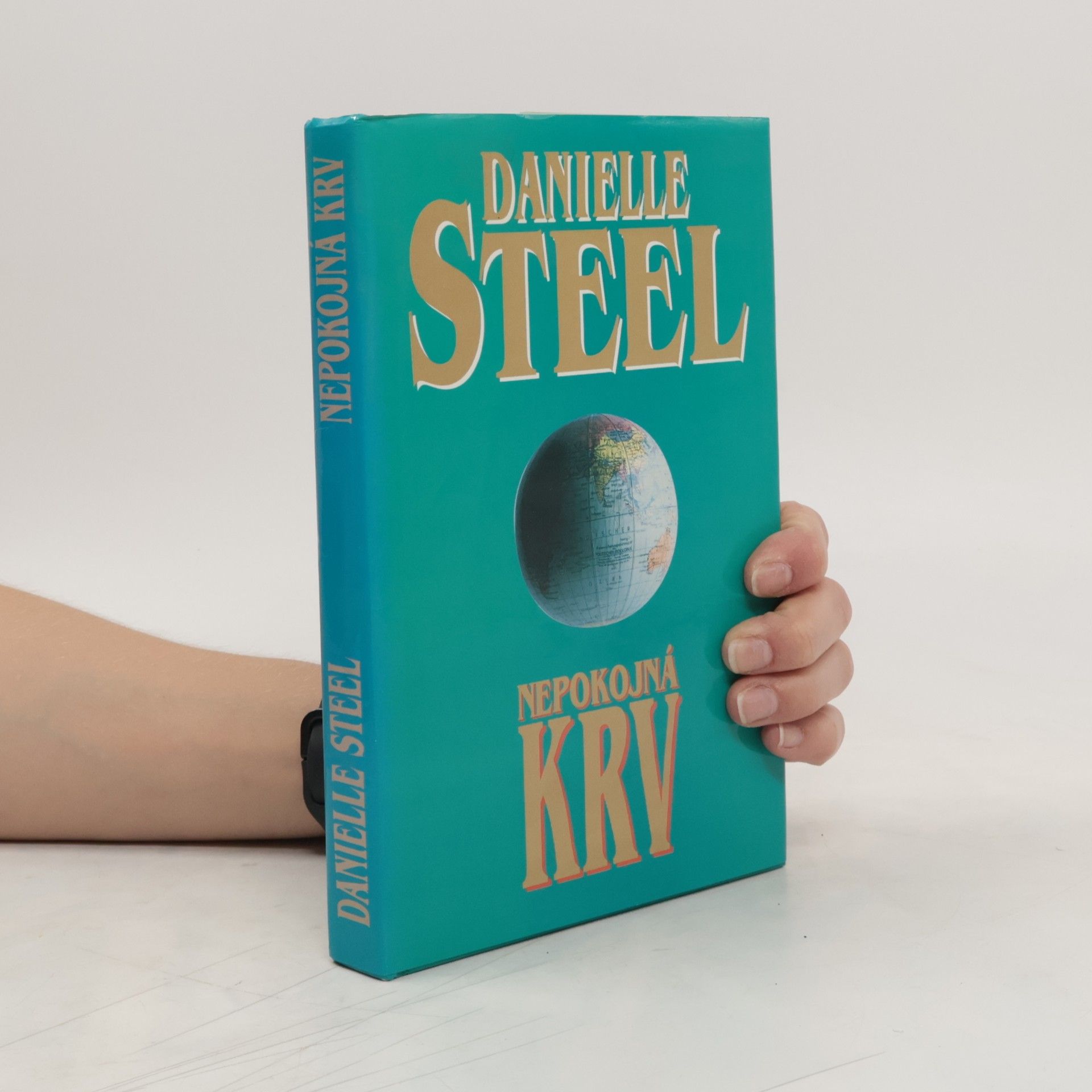 Danielle Steelová Nepokojná krv