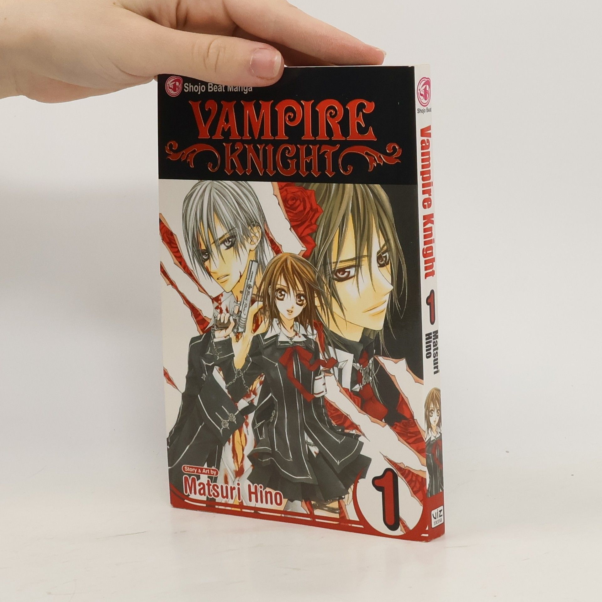 Matsuri Hino Vampire knight. Vol. 1