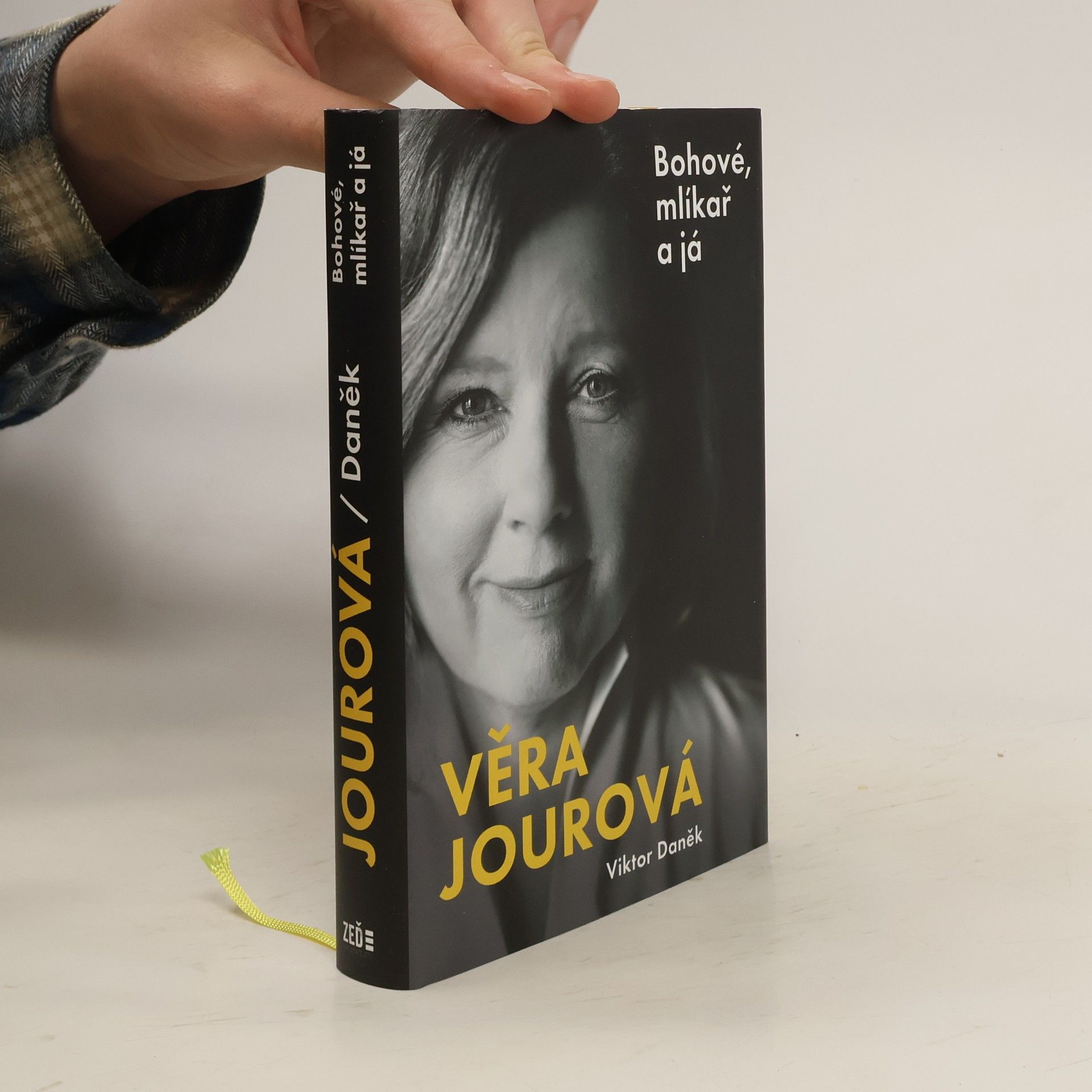 Věra Jourová Bohové, mlíkař a já