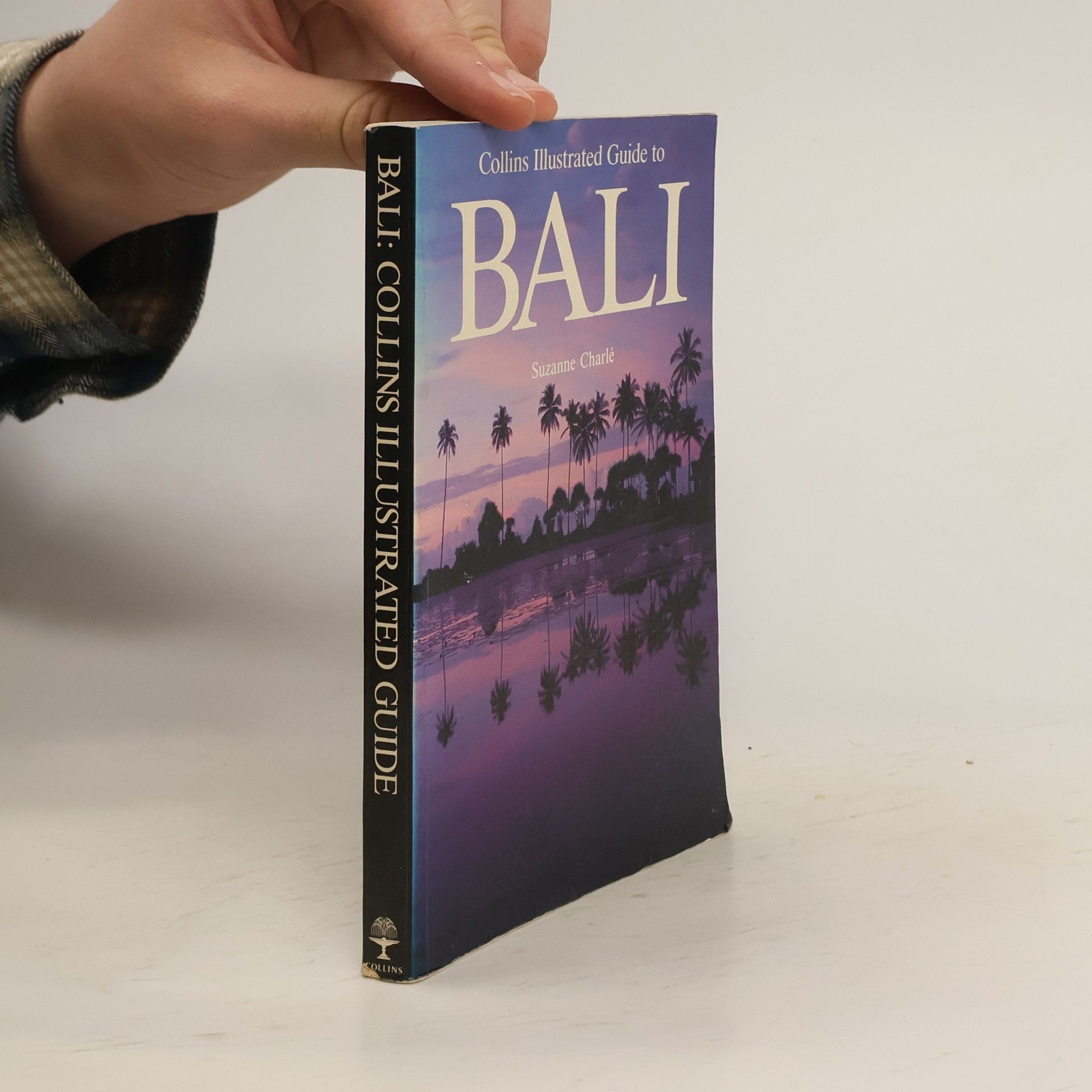 Suzanne Charlé Collins Illustrated Guide to Bali