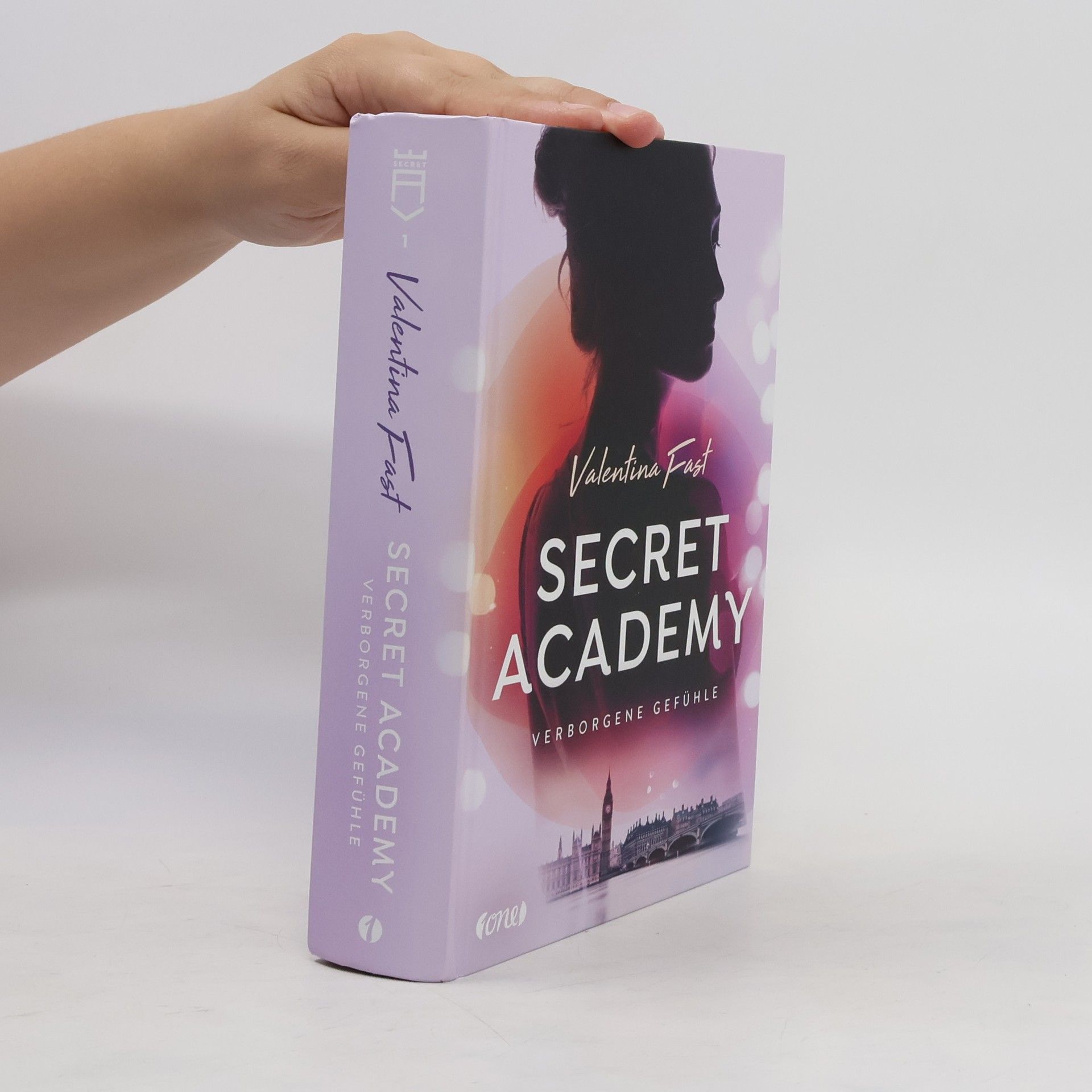 Valentina Fast Secret Academy 1
