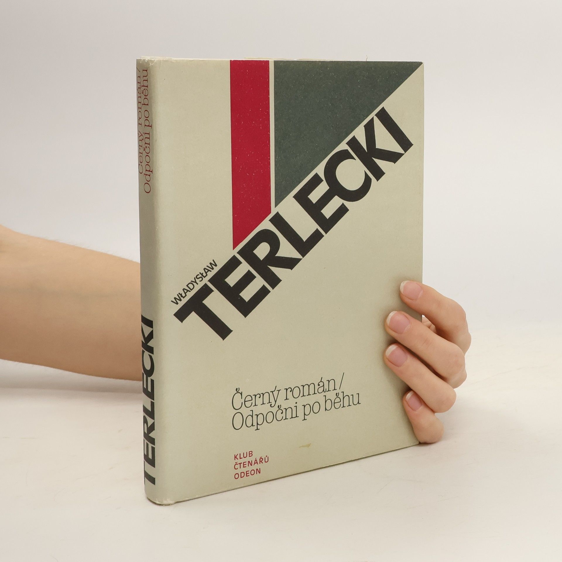 Černý román. Odpočni po běhu