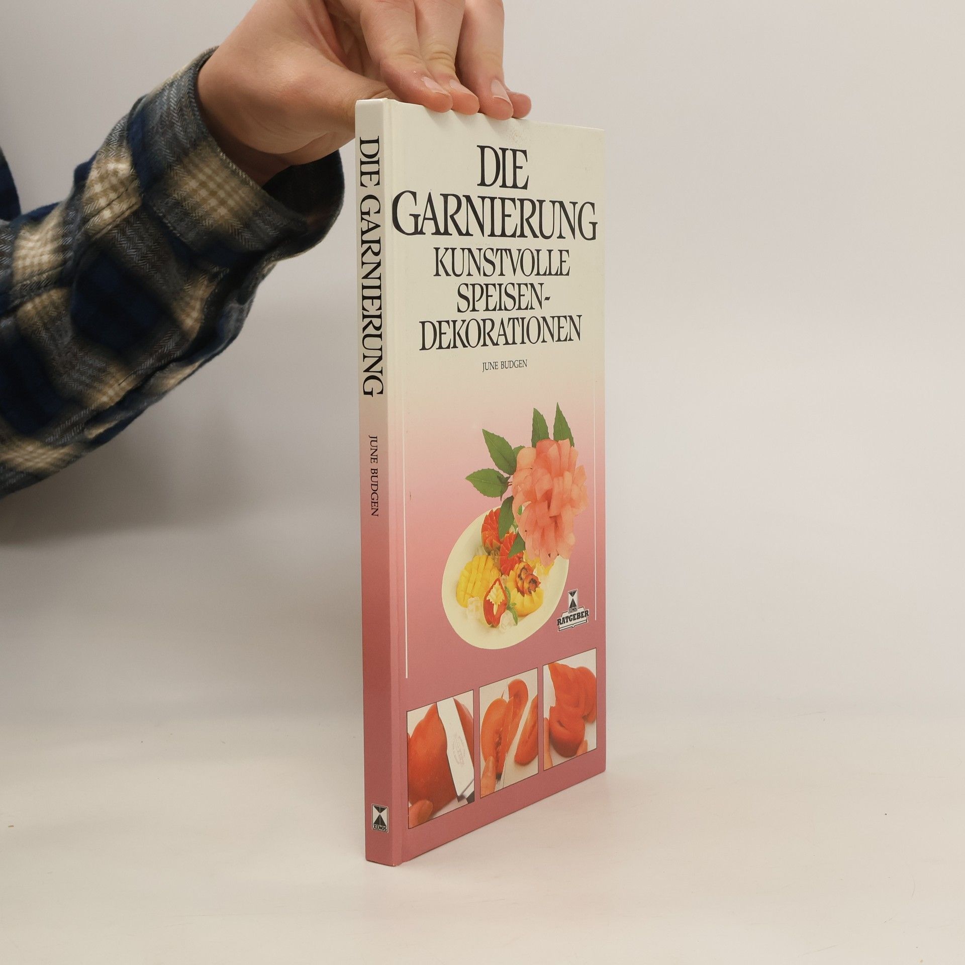 June Budgen Die Garnierung