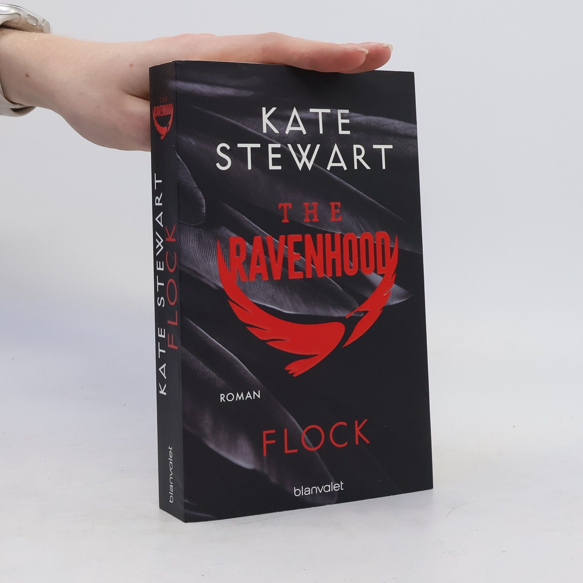 Kate Stewart The Ravenhood - Flock