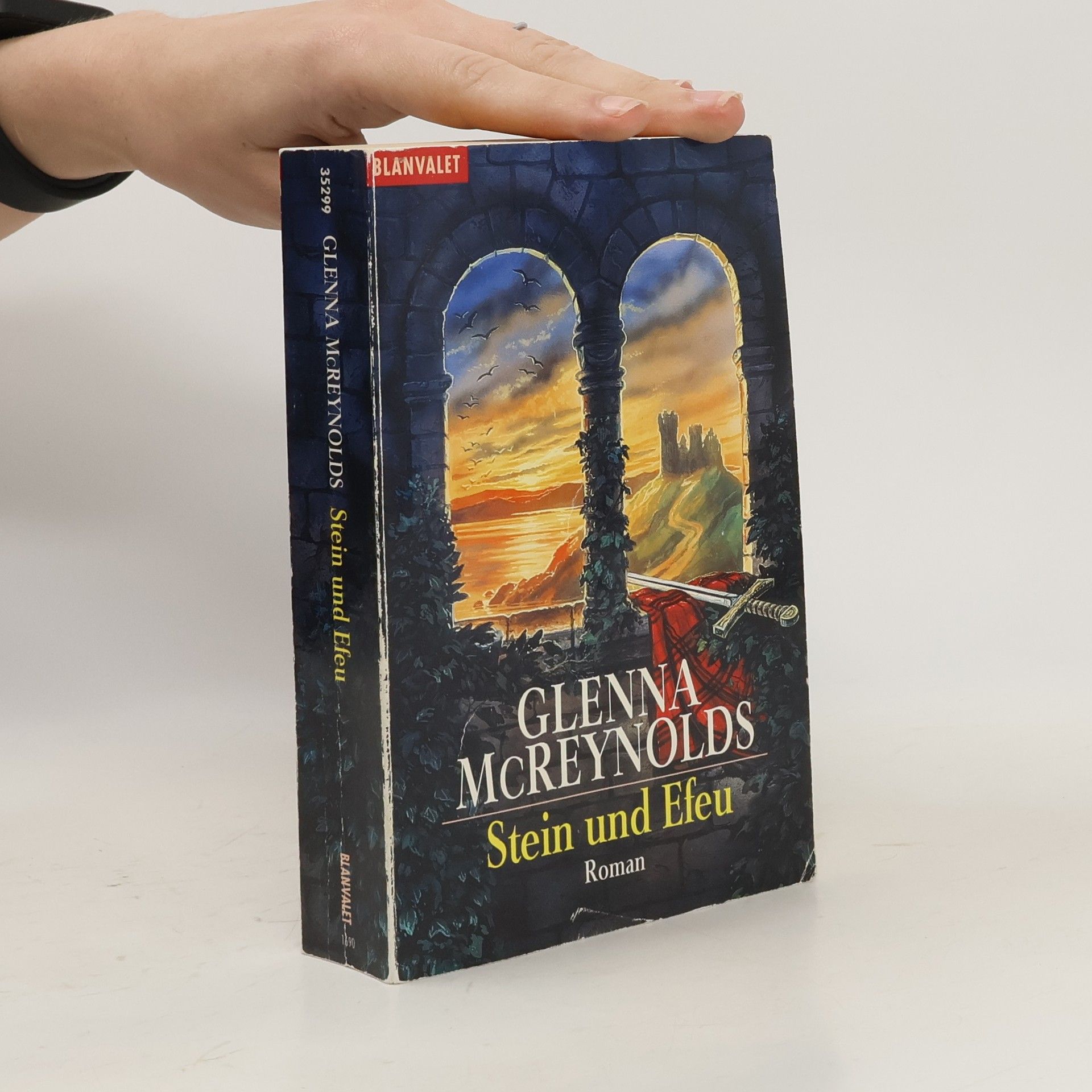 Glenna McReynolds Stein und Efeu