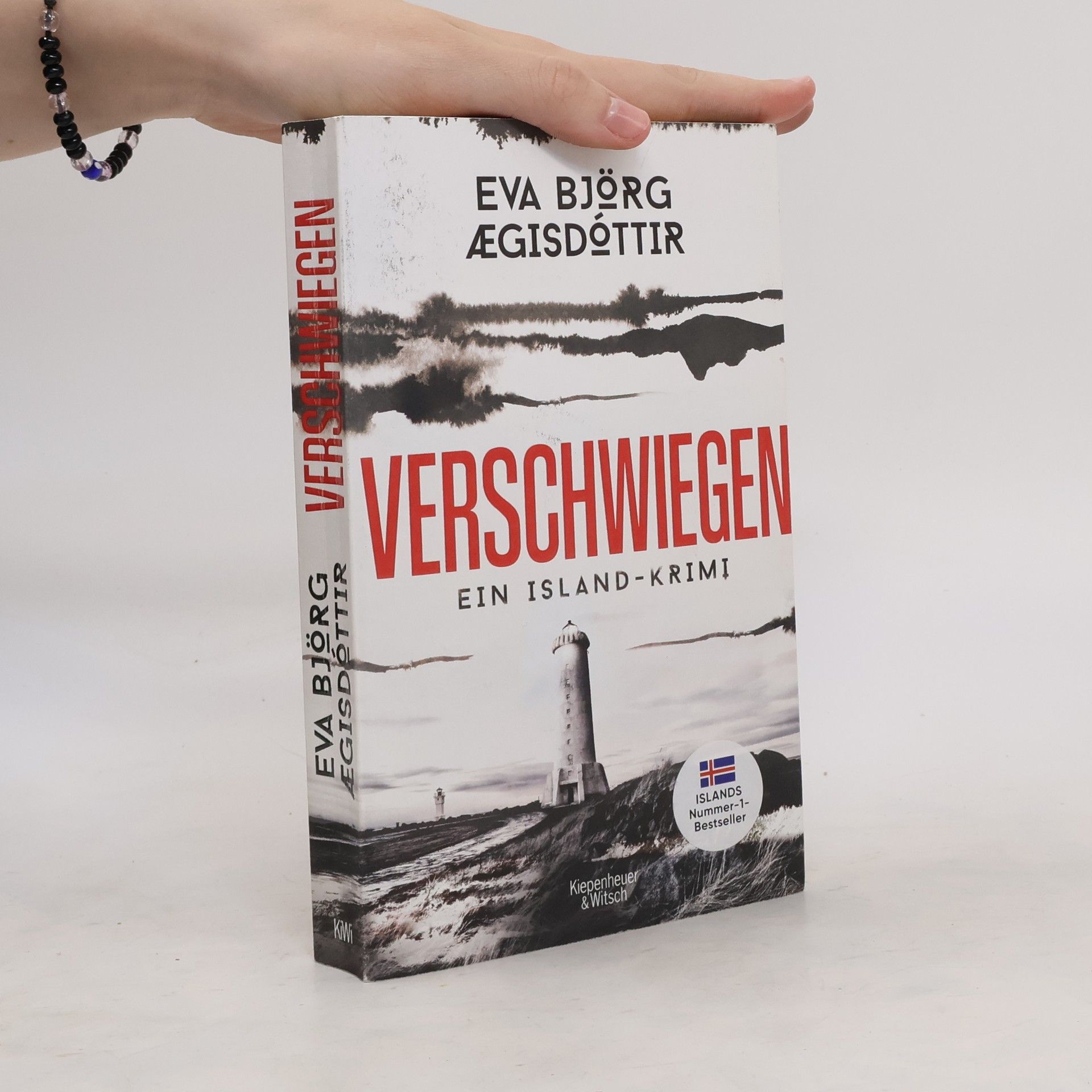 Eva Bjorg Ægisdóttir Verschwiegen