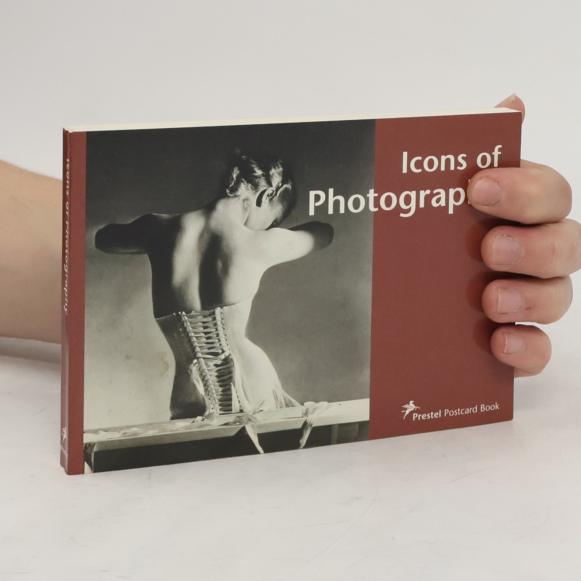 AA.VV. Icons of Photography