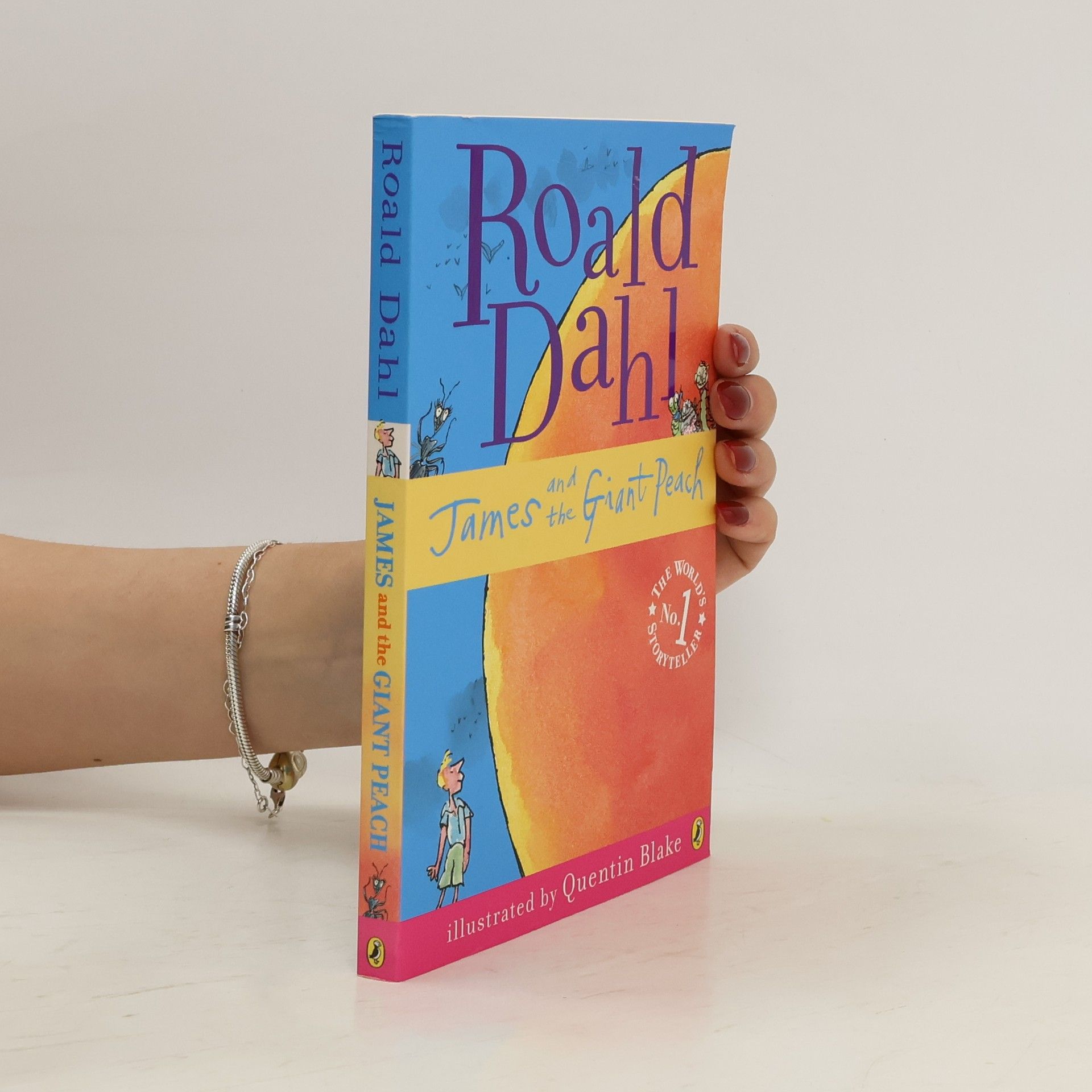 Roald Dahl James and the Giant Peach