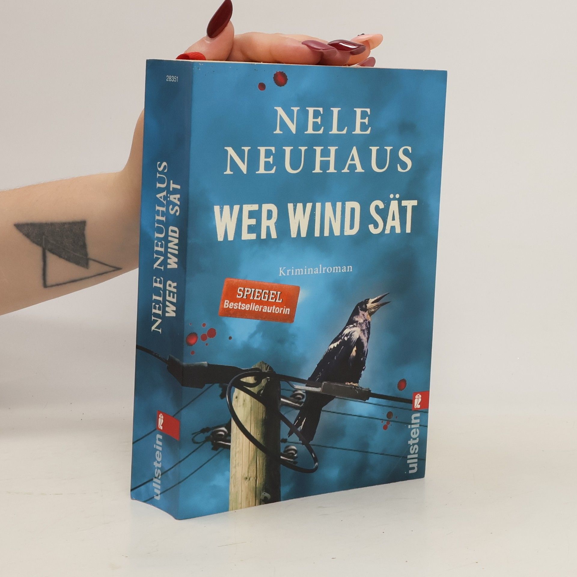 Nele Neuhaus Wer Wind sät : Kriminalroman