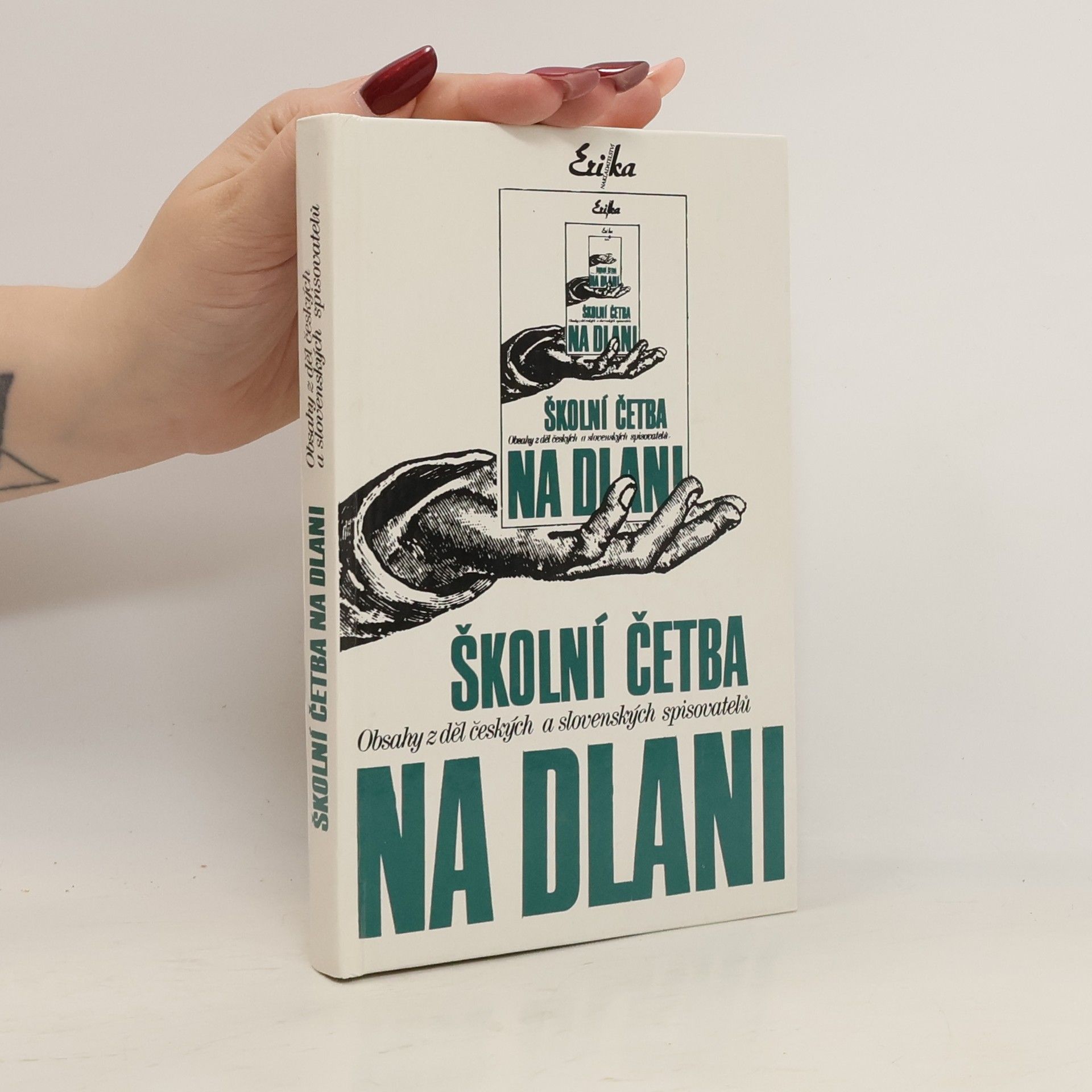 Autorenkollektiv Školní četba na dlani: obsahy z děl českých a slovenských spisovatelů
