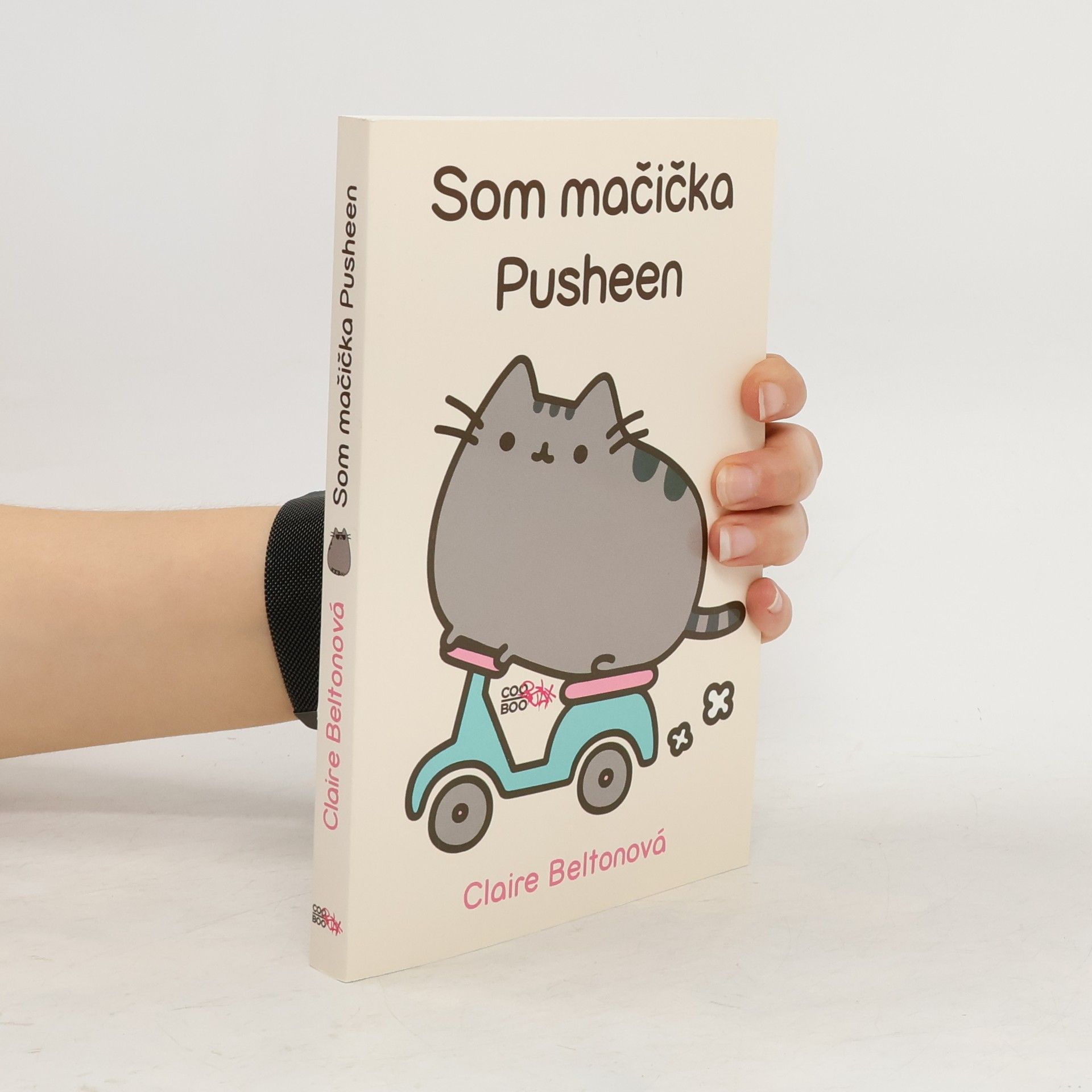 Claire Belton Som mačička Pusheen