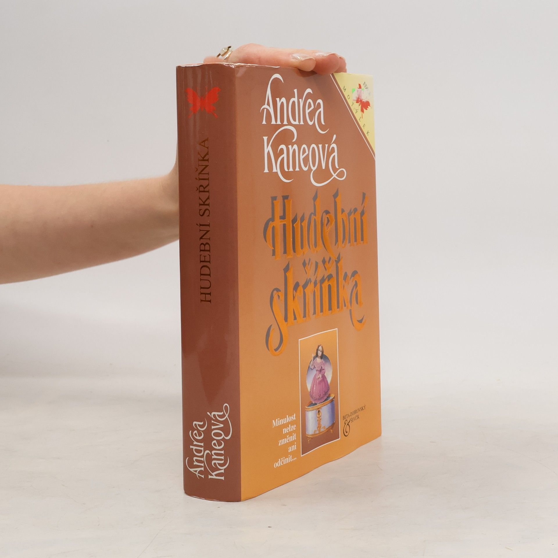 Andrea Kane Hudební skříňka
