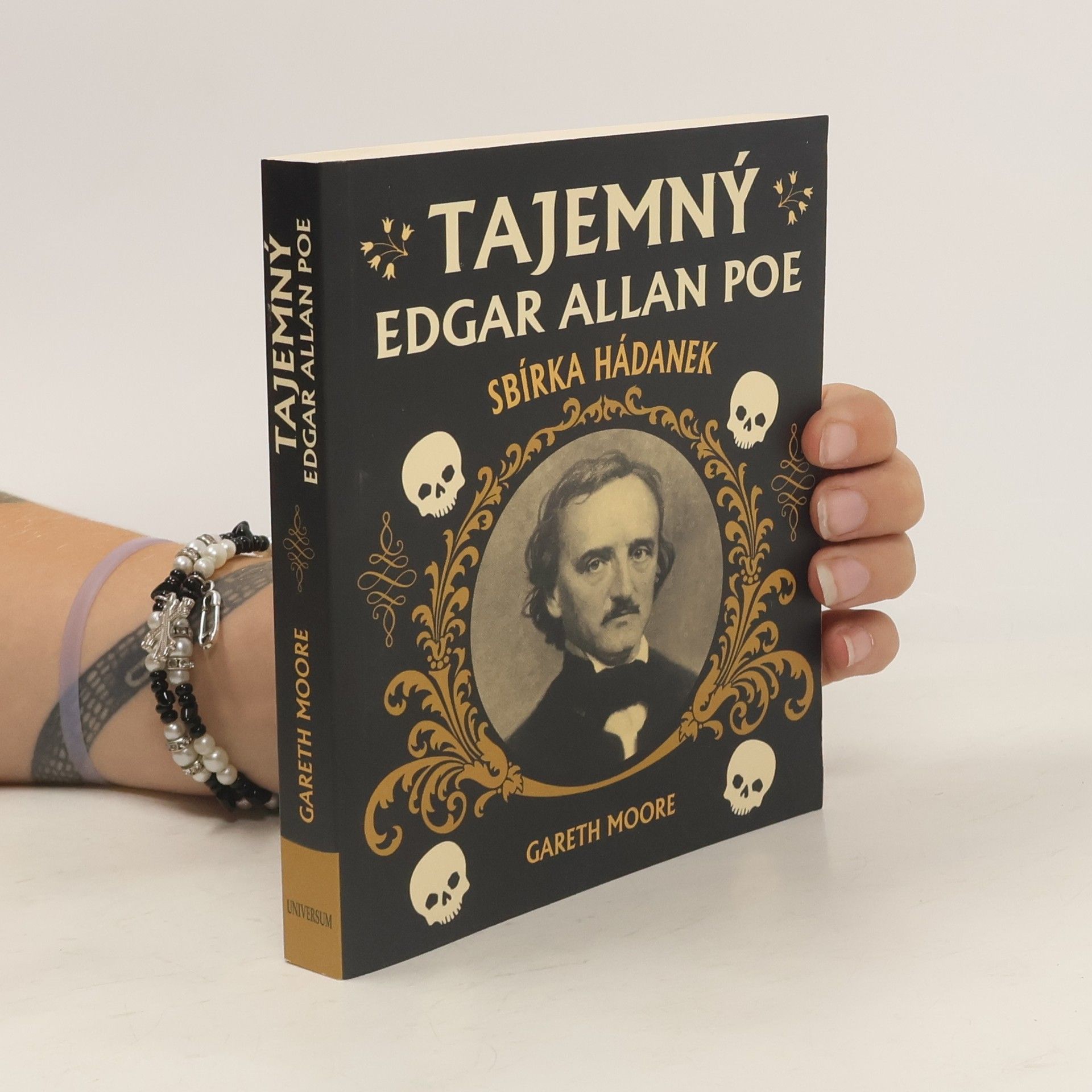 Gareth Moore Tajemný Edgar Allan Poe: sbírka hádanek
