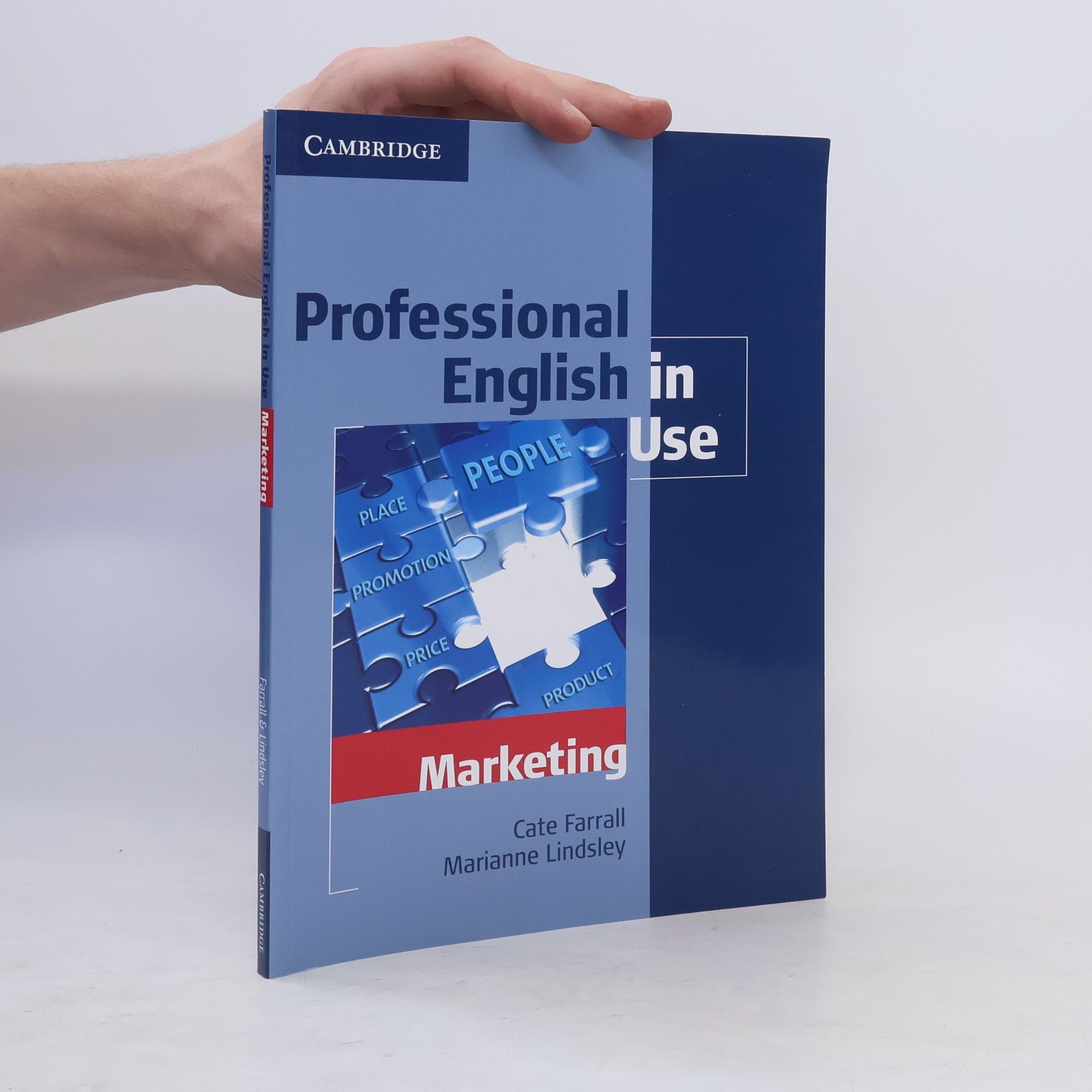 Cate Farrall Professional English in use : marketing