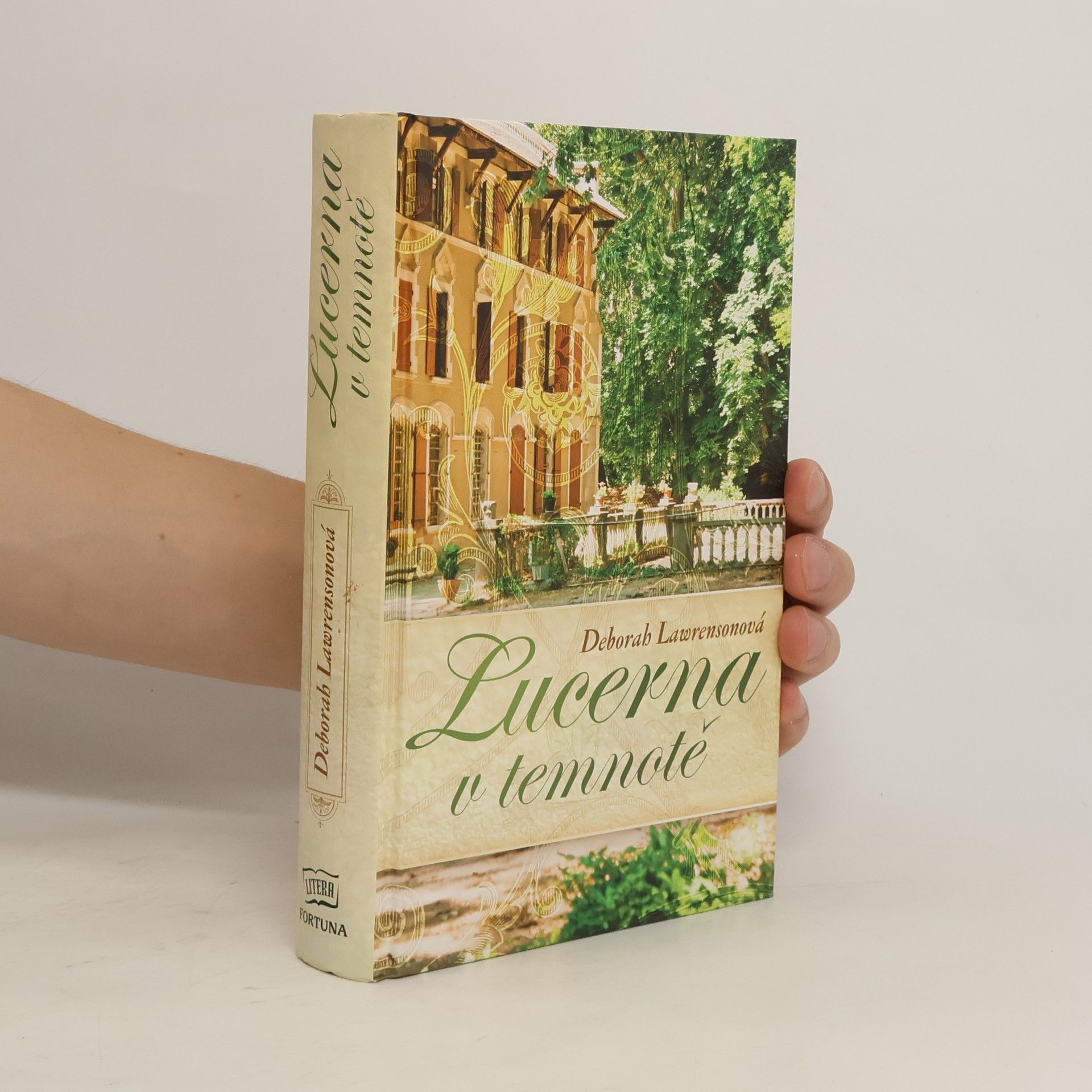 Deborah Lawrensová Lucerna v temnotě
