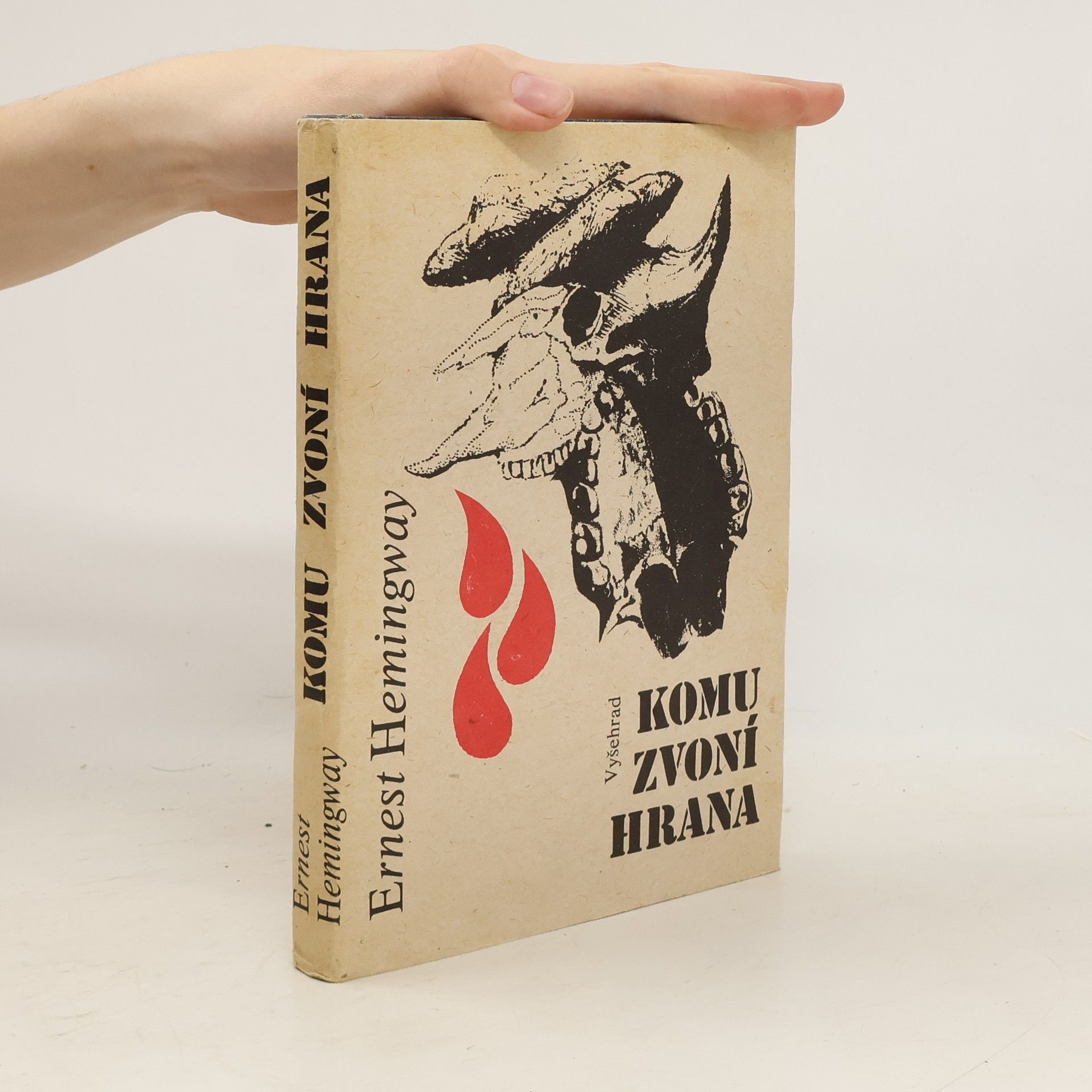 Ernest Hemingway Komu zvoní hrana