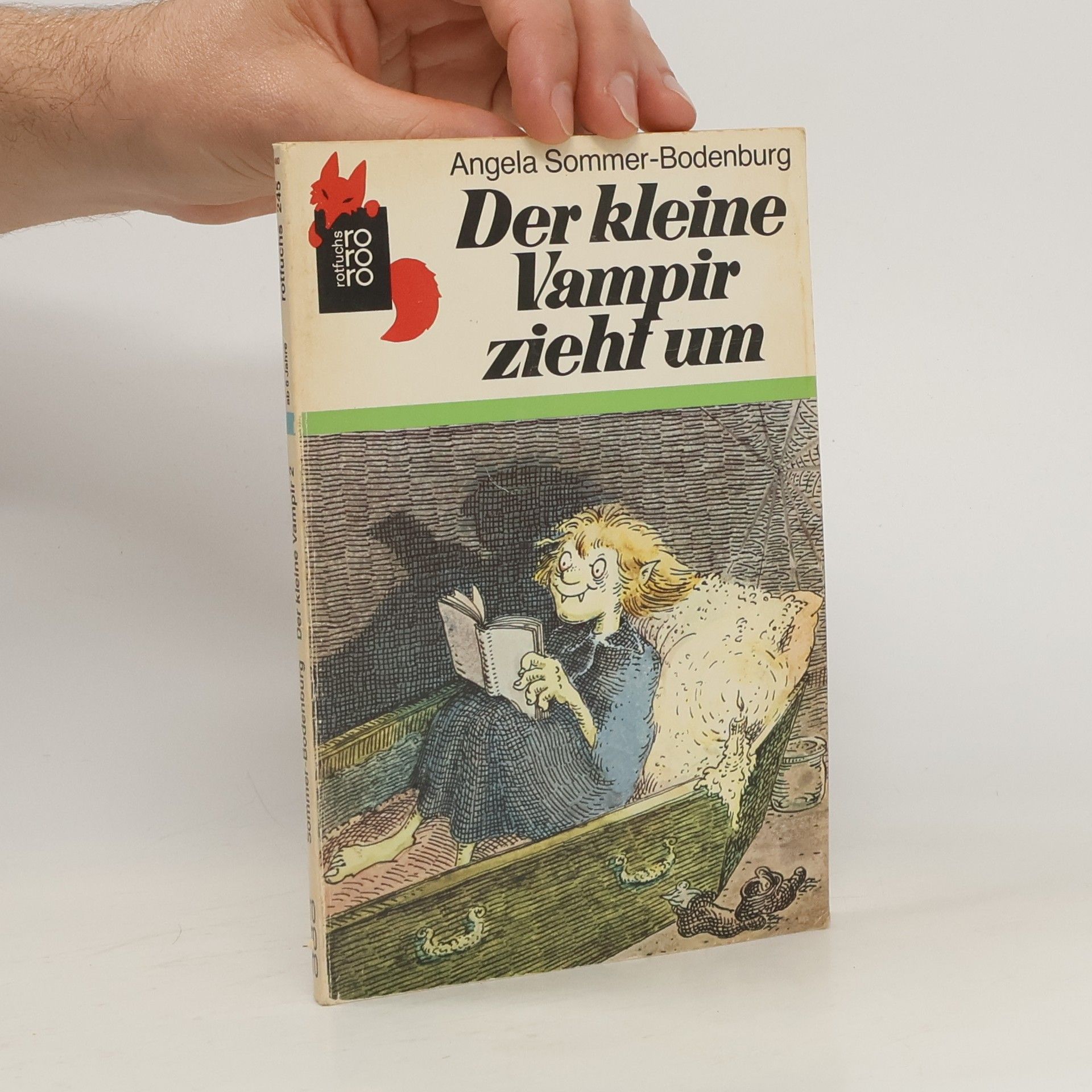 Angela Sommer-Bodenburg Der kleine Vampir zieht um