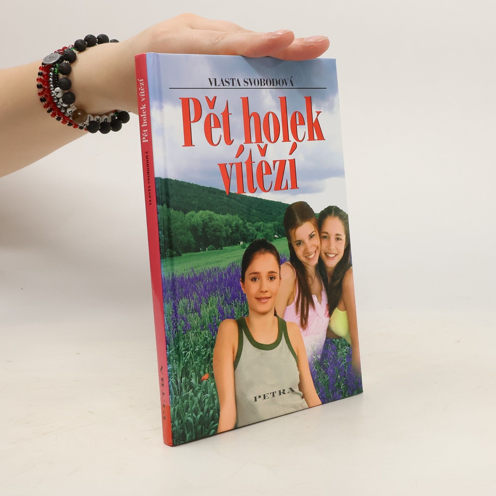 Vlasta Svobodová Pět holek vítězí