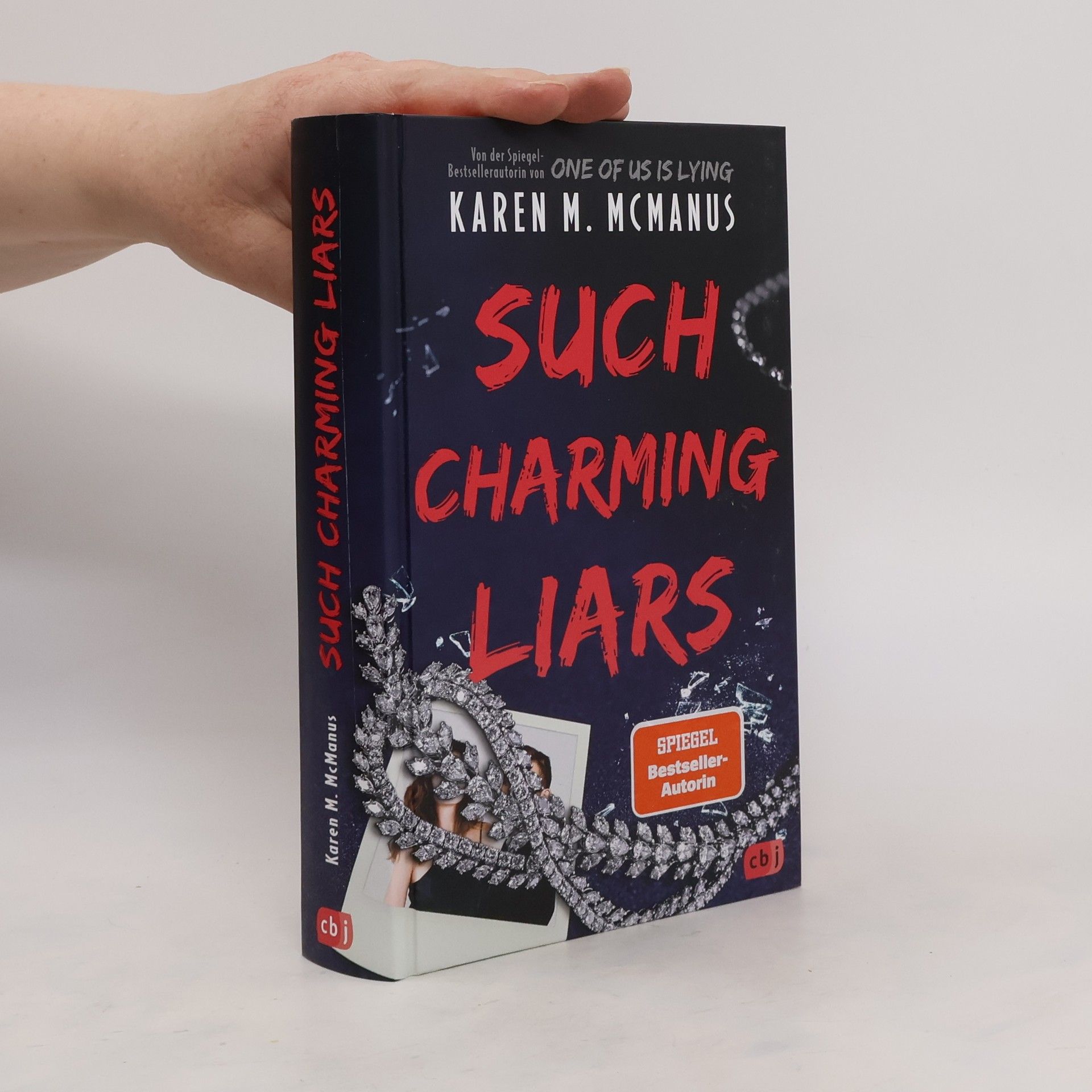 Karen M. McManus Such Charming Liars