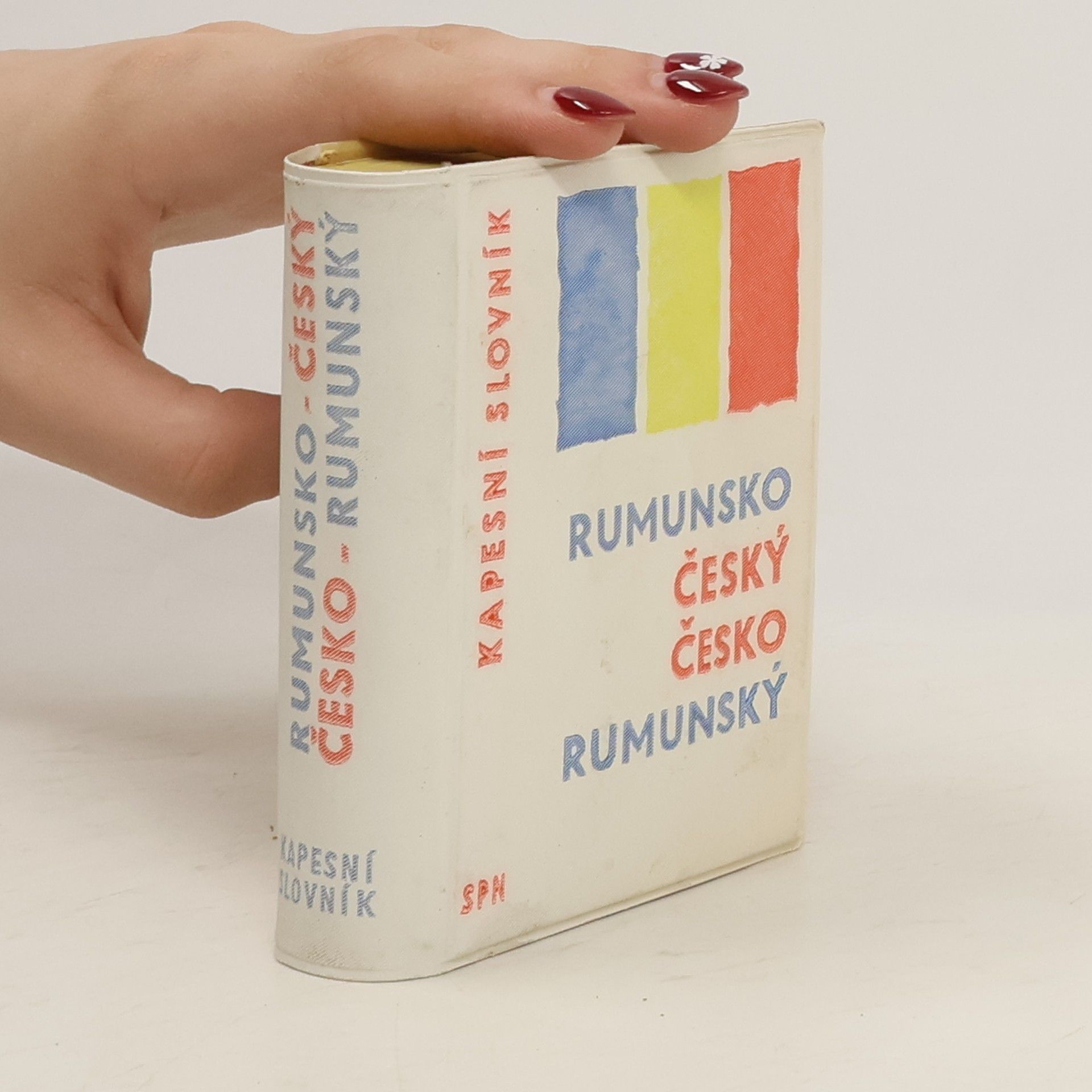 Antonín Křečan Rumunsko-český a česko-rumunský kapesní slovník