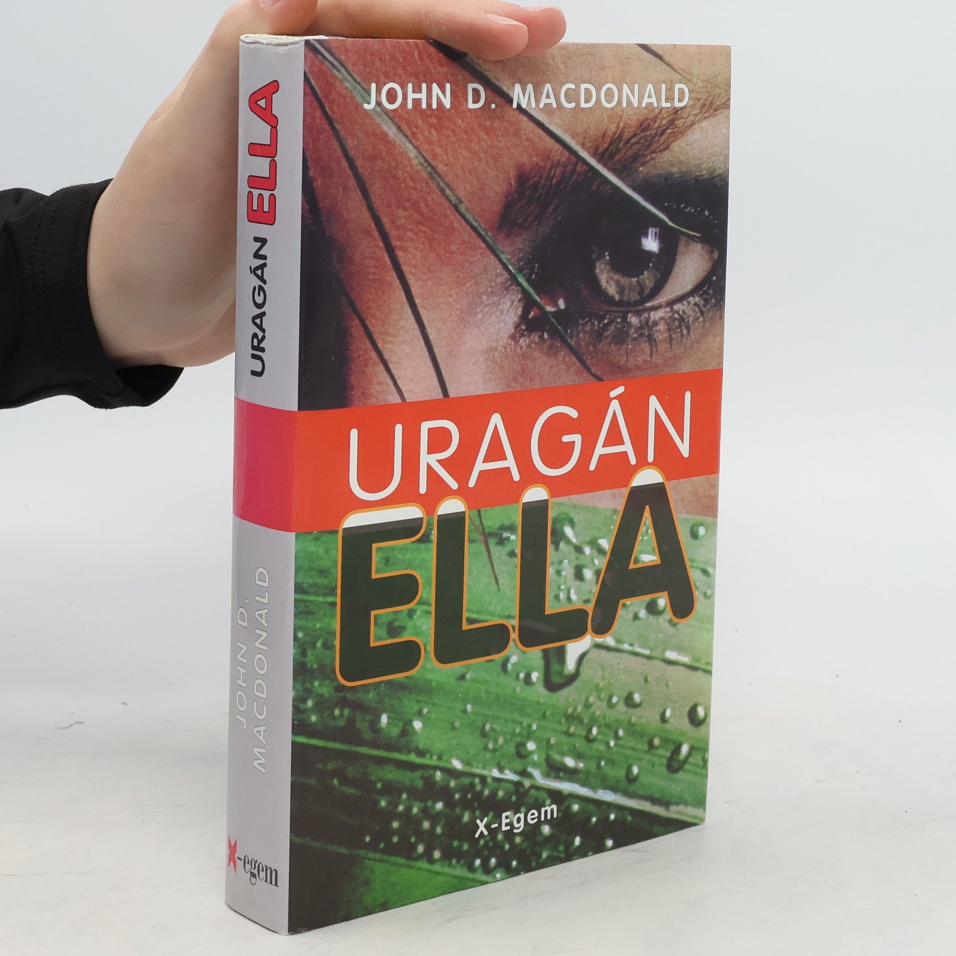 John D. MacDonald Uragán Ella