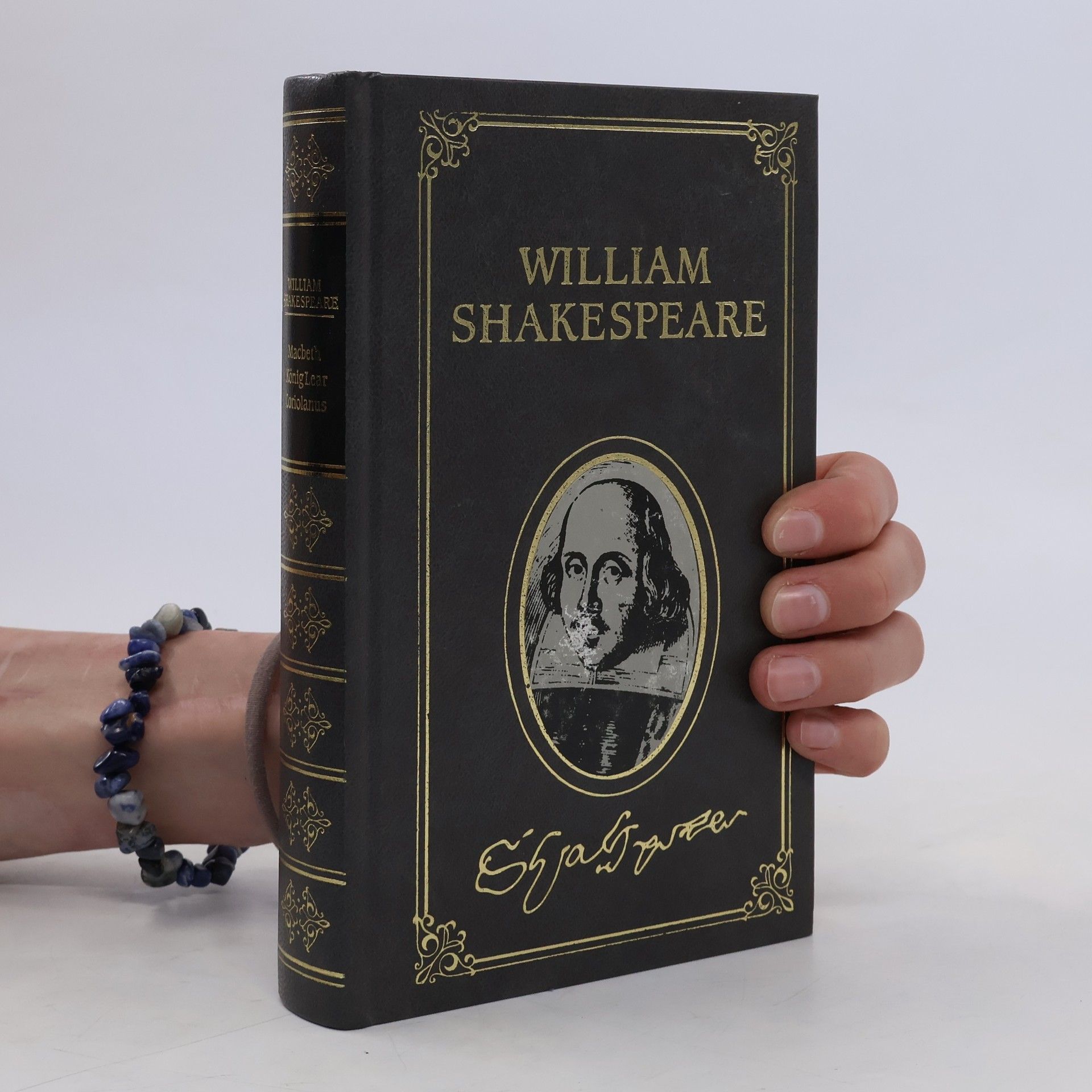 William Shakespeare William Shakespeare. Romeo und Julia. Othello. Hamlet