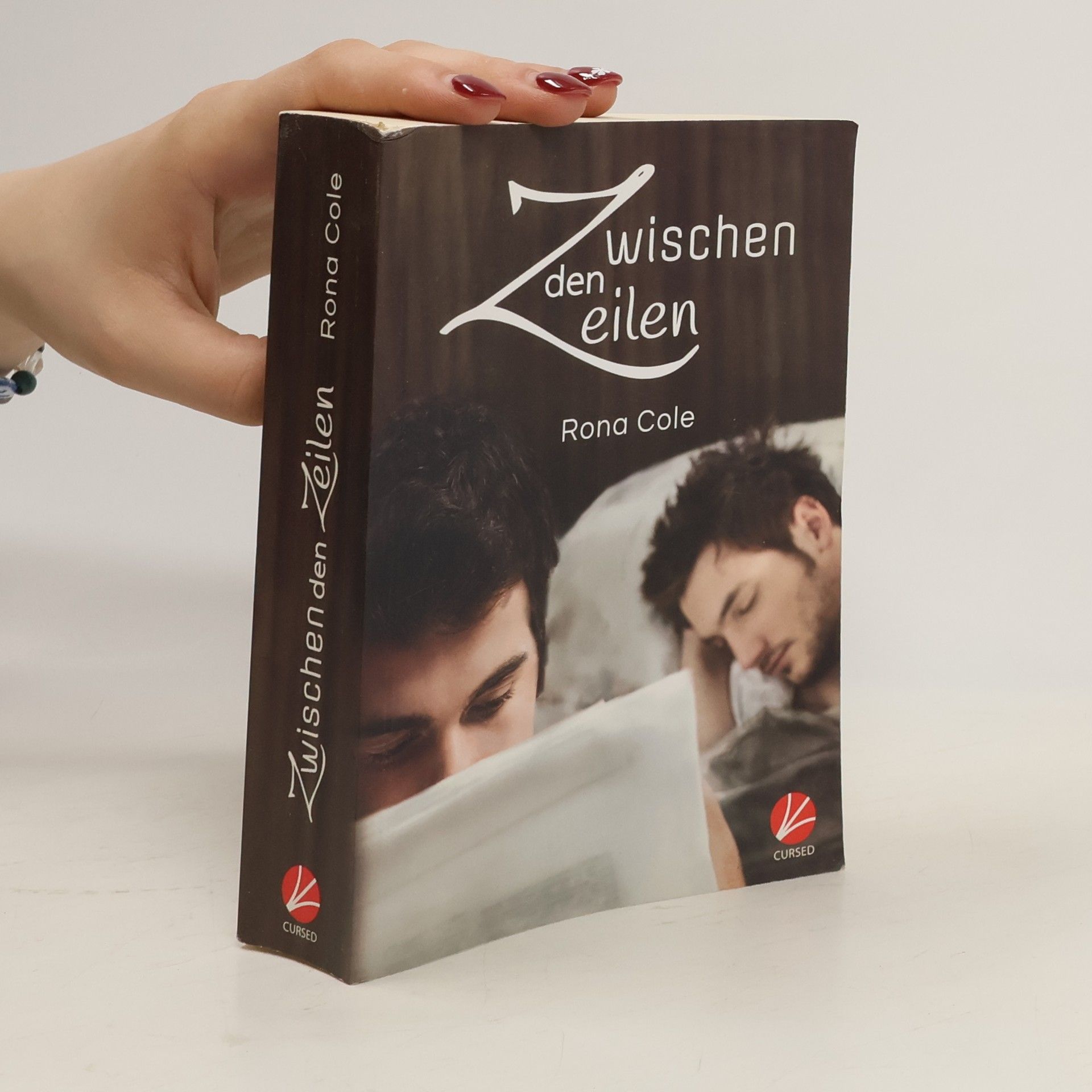 Rona Cole Zwischen den Zeilen