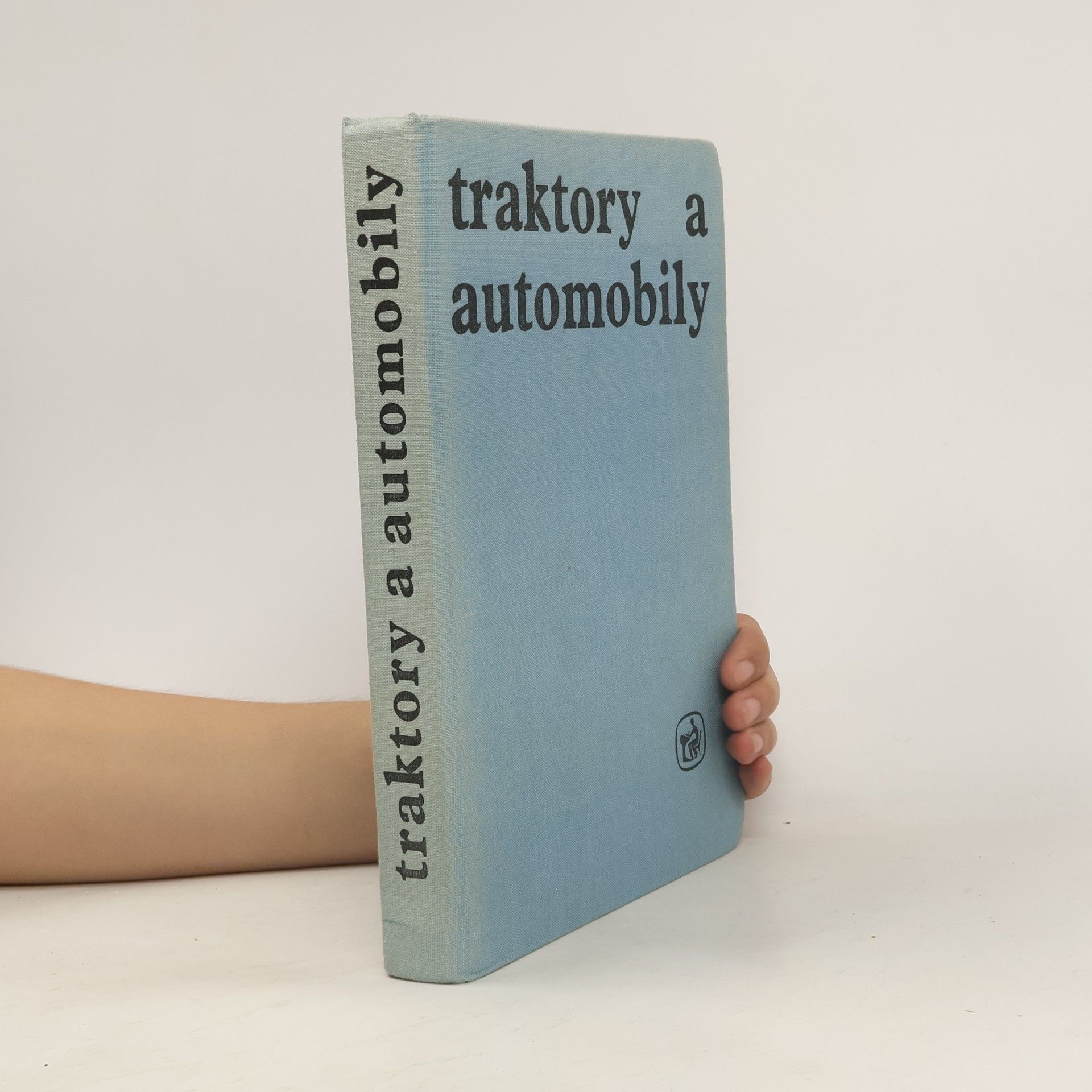 Collective Traktory a automobily