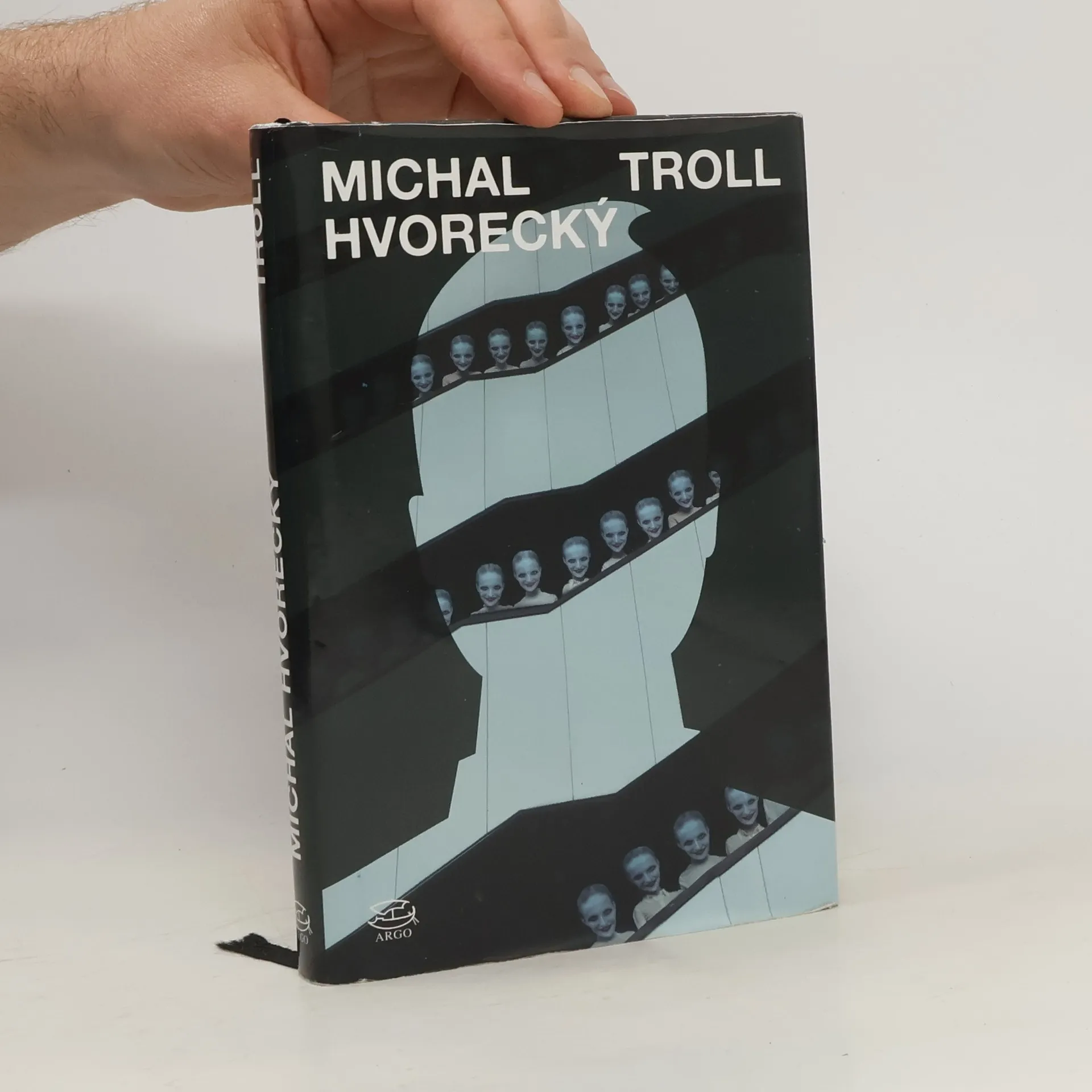 Troll | Book | Hardcover | Michal Hvorecký | CS