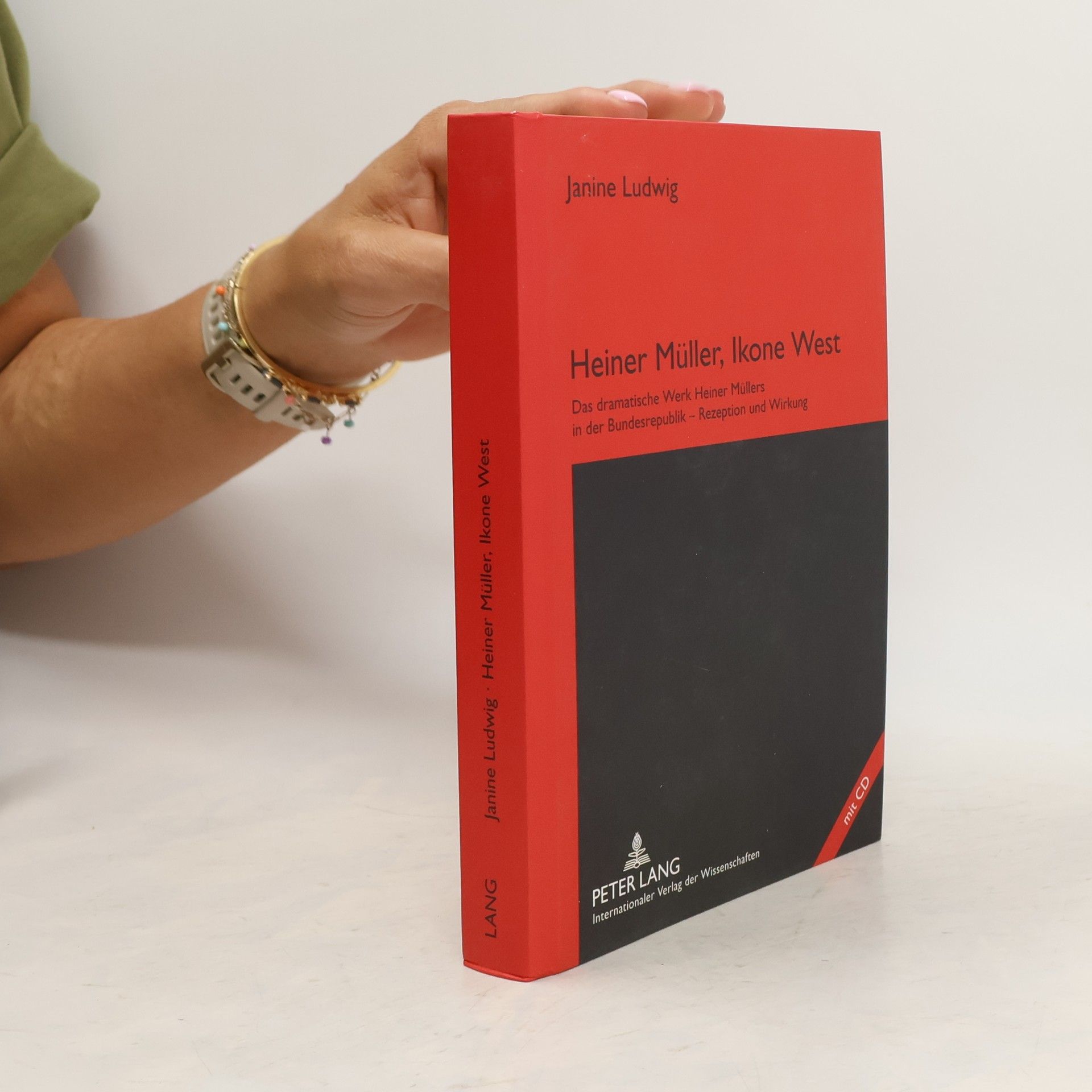 Janine Ludwig Heiner Müller, Ikone West