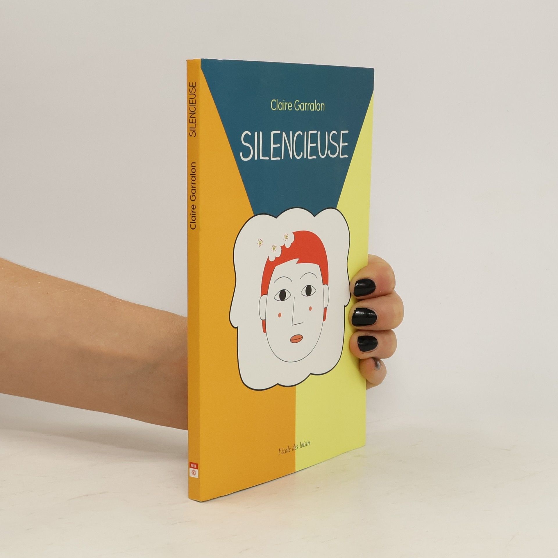 Claire Garralon Silencieuse