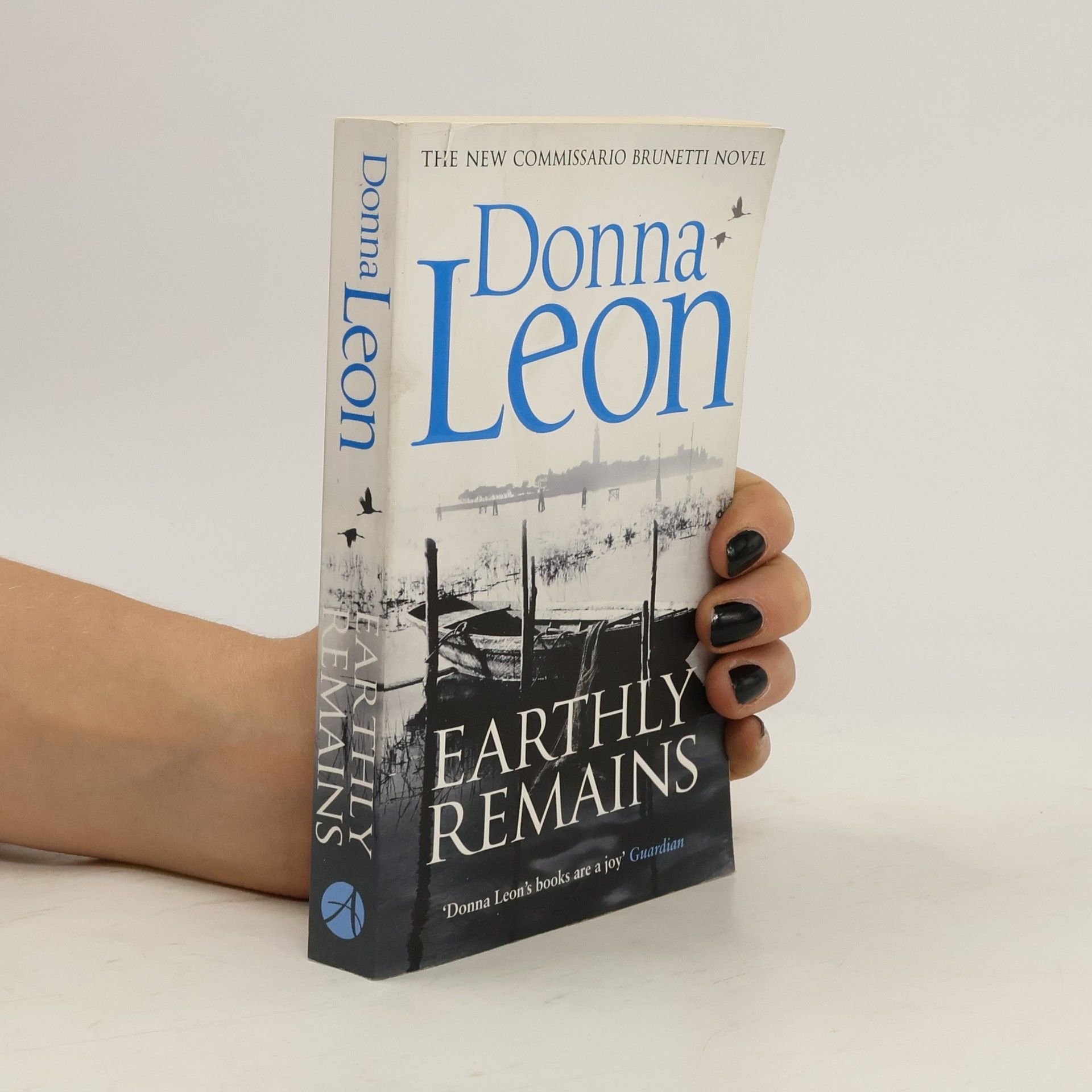 Donna Leon Earthly Remains