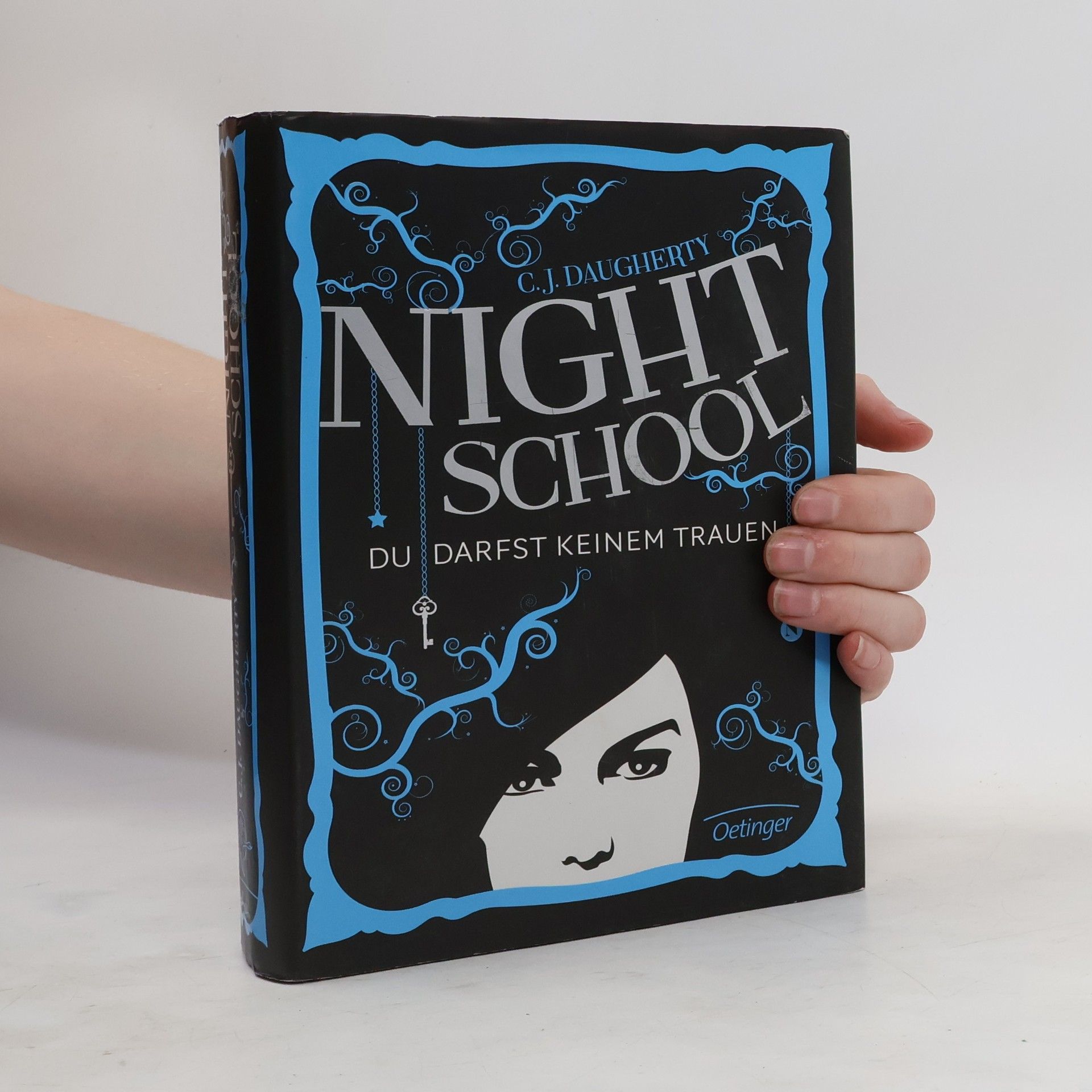 Christi Daugherty Night School 1. Du darfst keinem Trauen