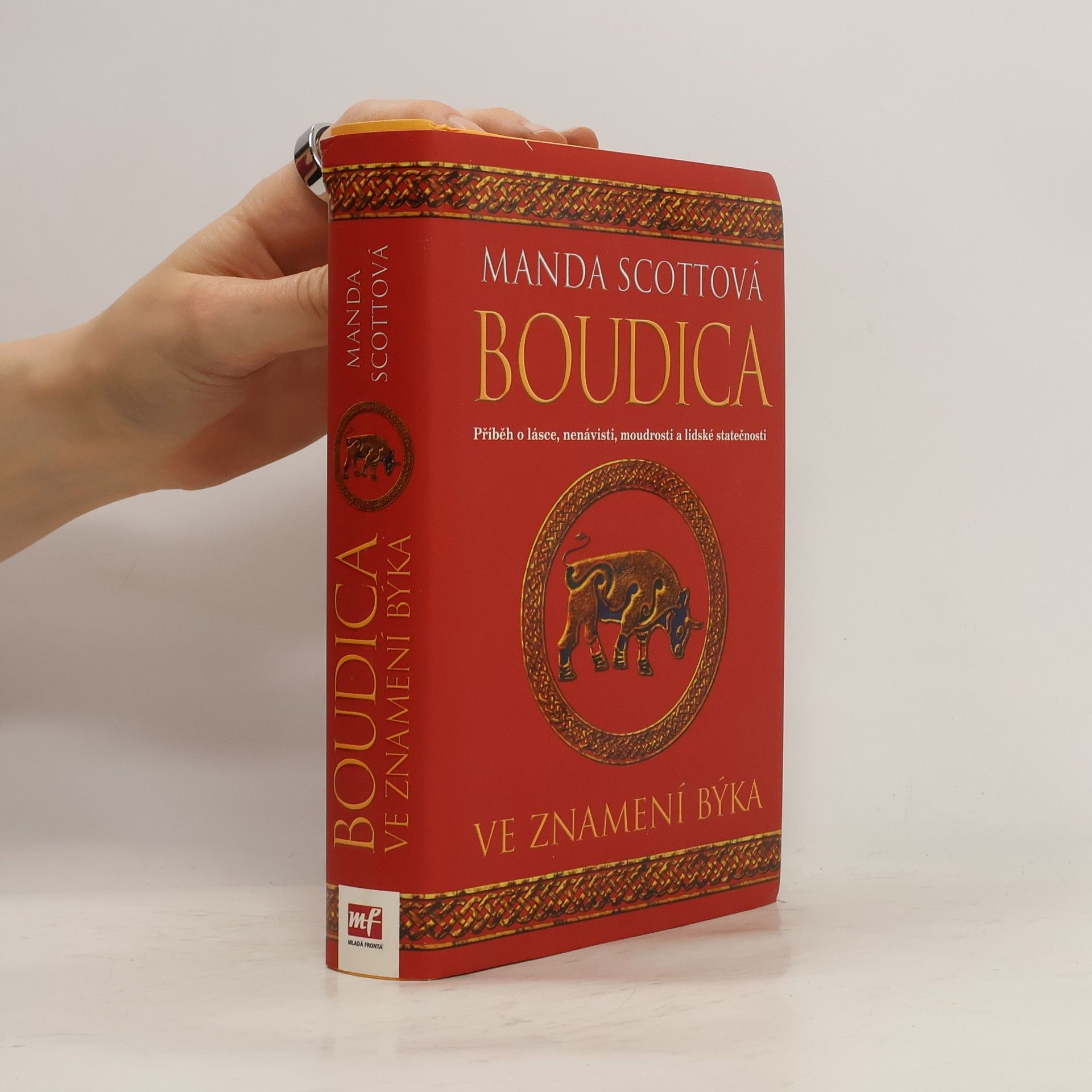 Manda Scott Boudica. Ve znamení býka