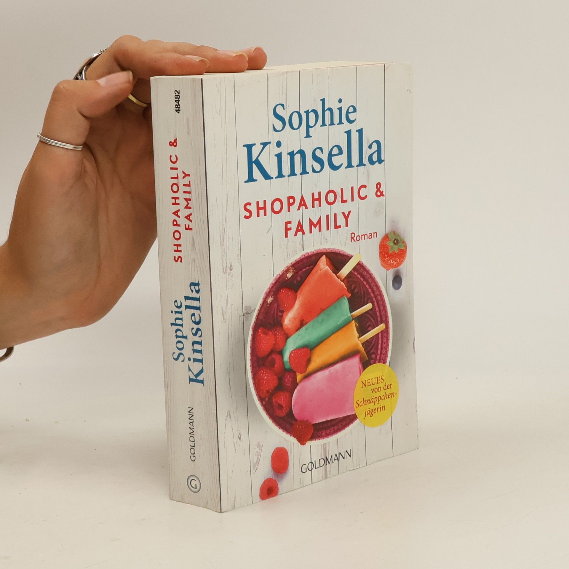 Madeleine Wickham Shopaholic & family