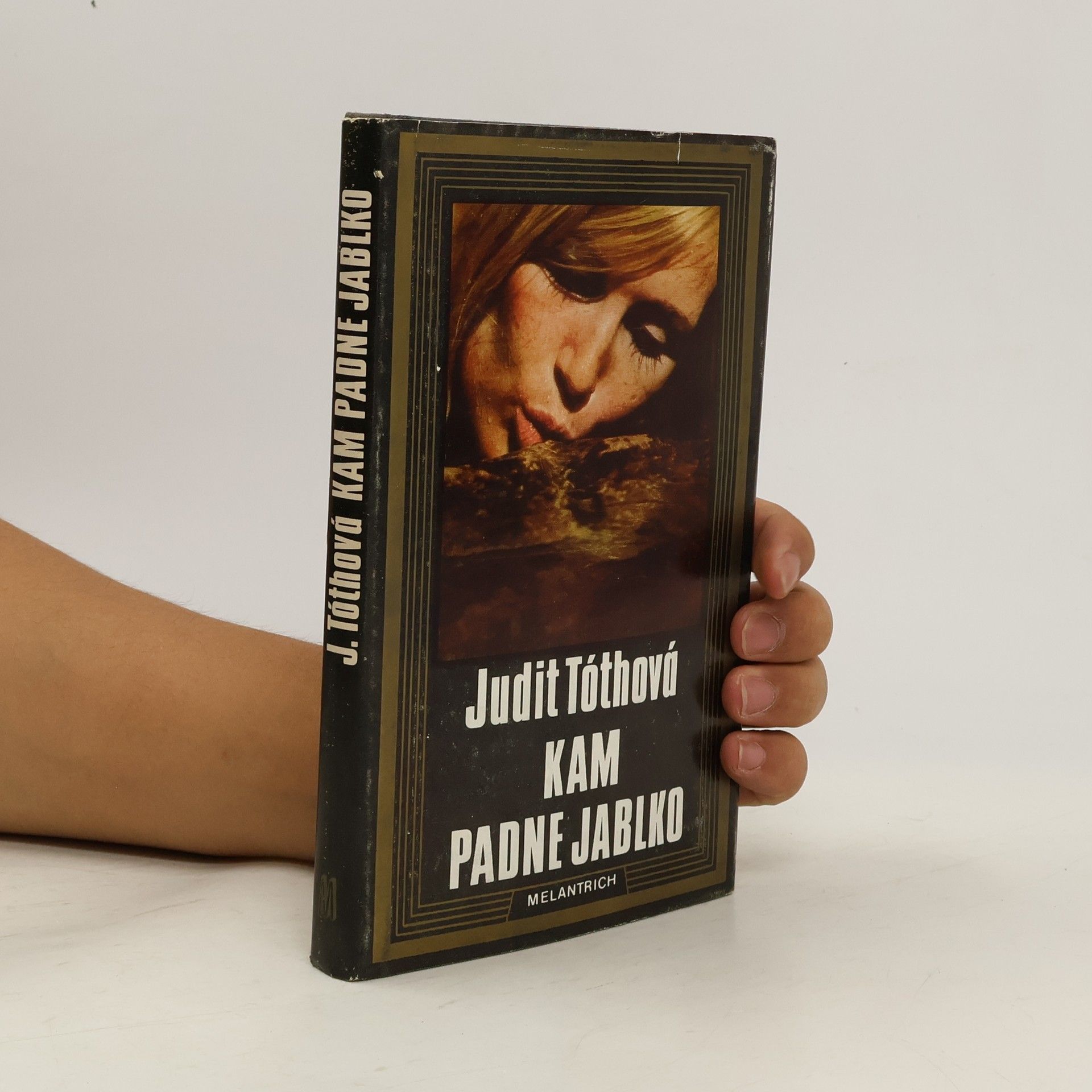 Judit Tóthová Kam padne jablko
