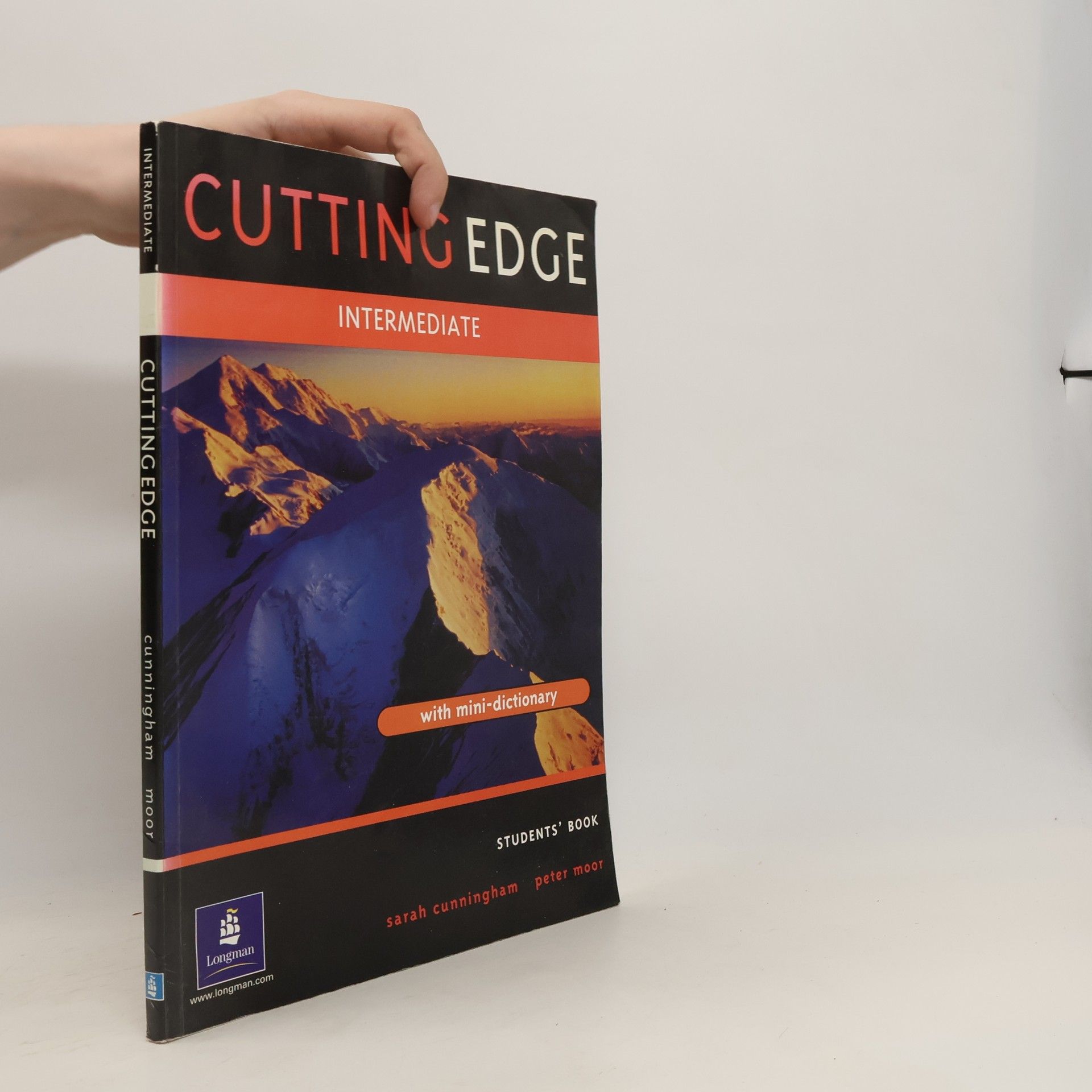 Sarah Cunningham Cutting Edge. Intermediate. Student's Book