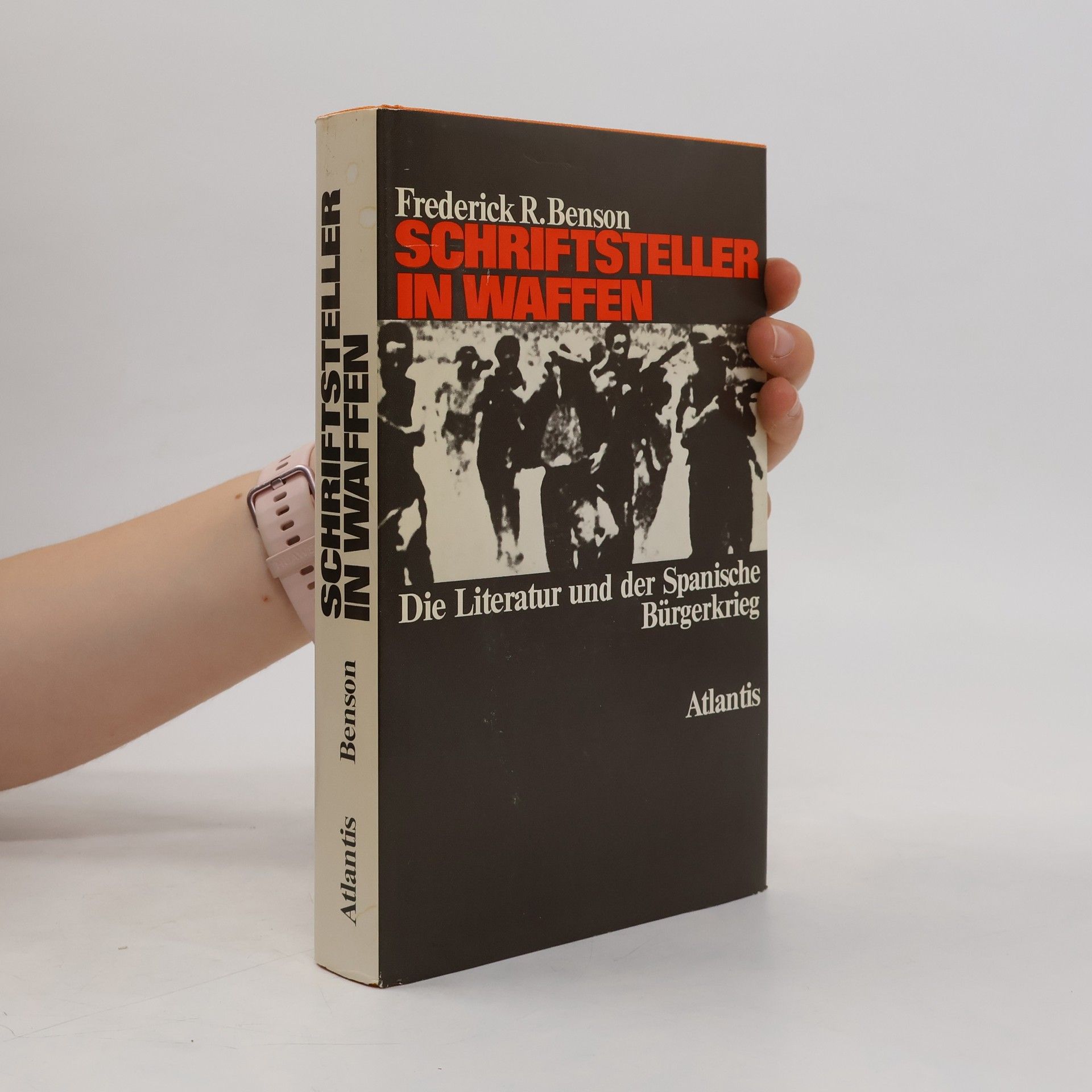 Frederick R. Benson Schriftsteller in Waffen