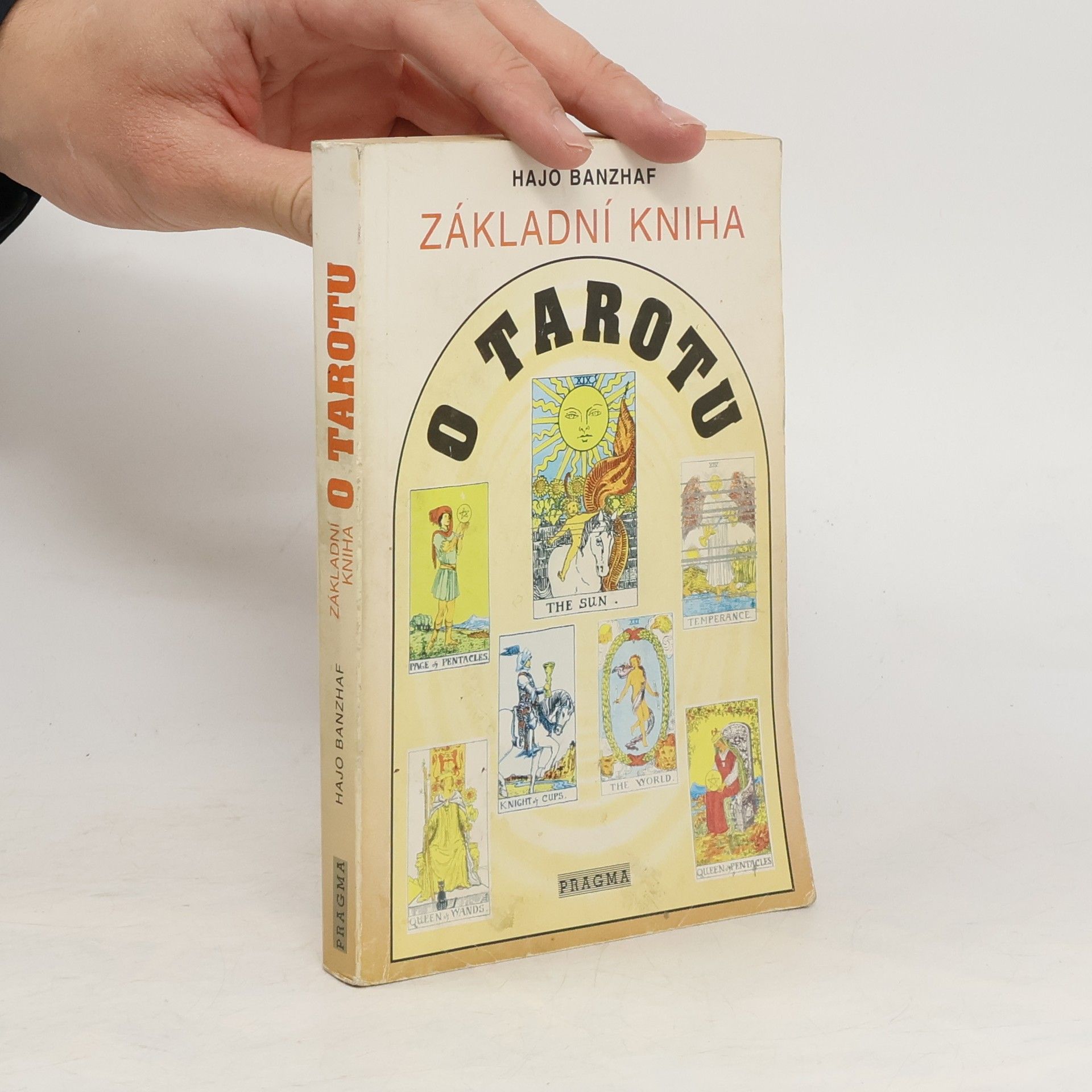 Hajo Banzhaf Základní kniha o Tarotu
