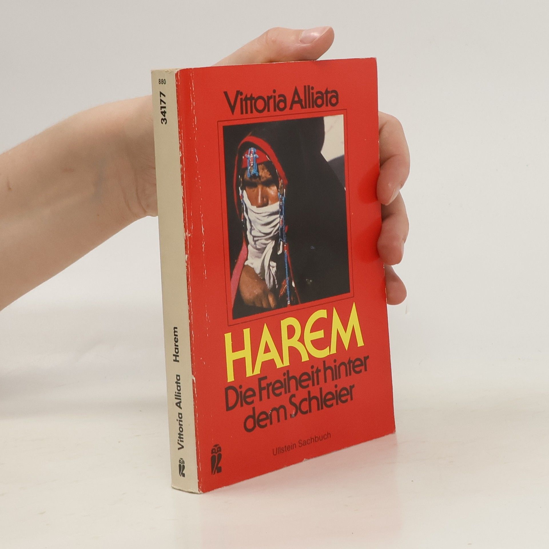 Vittoria Alliata Harem