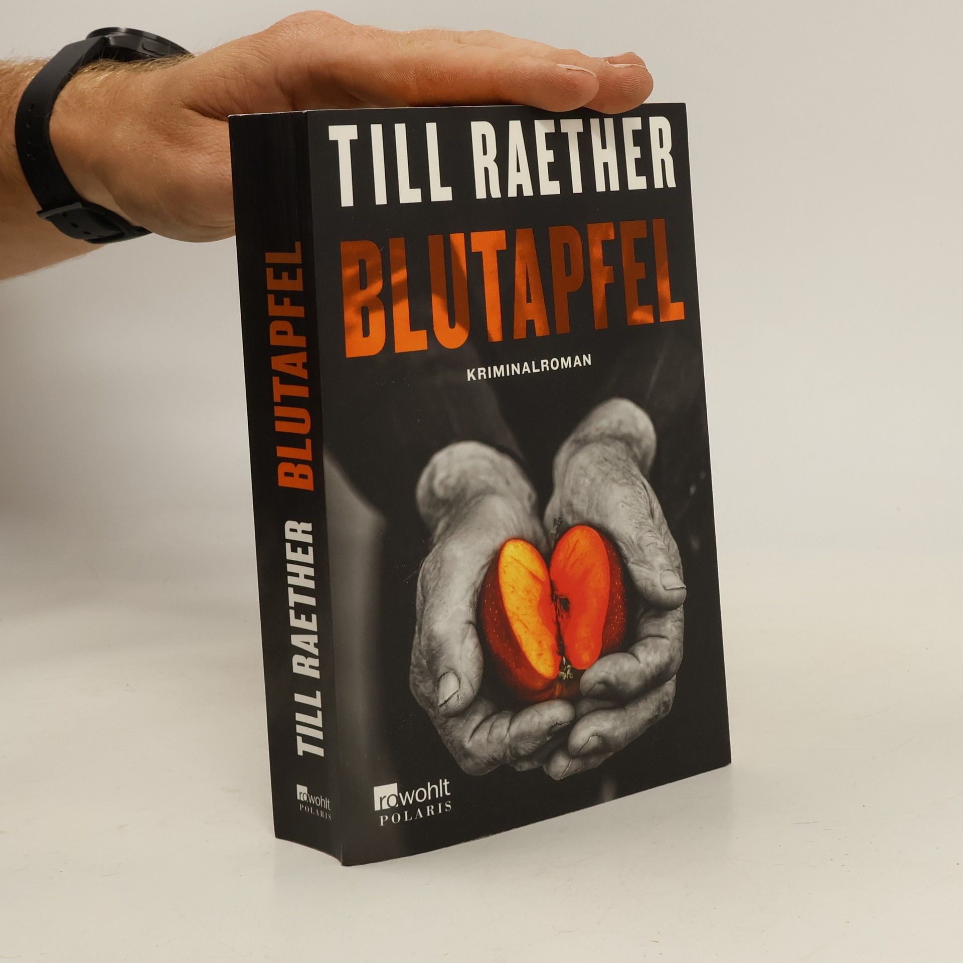 Till Raether Blutapfel