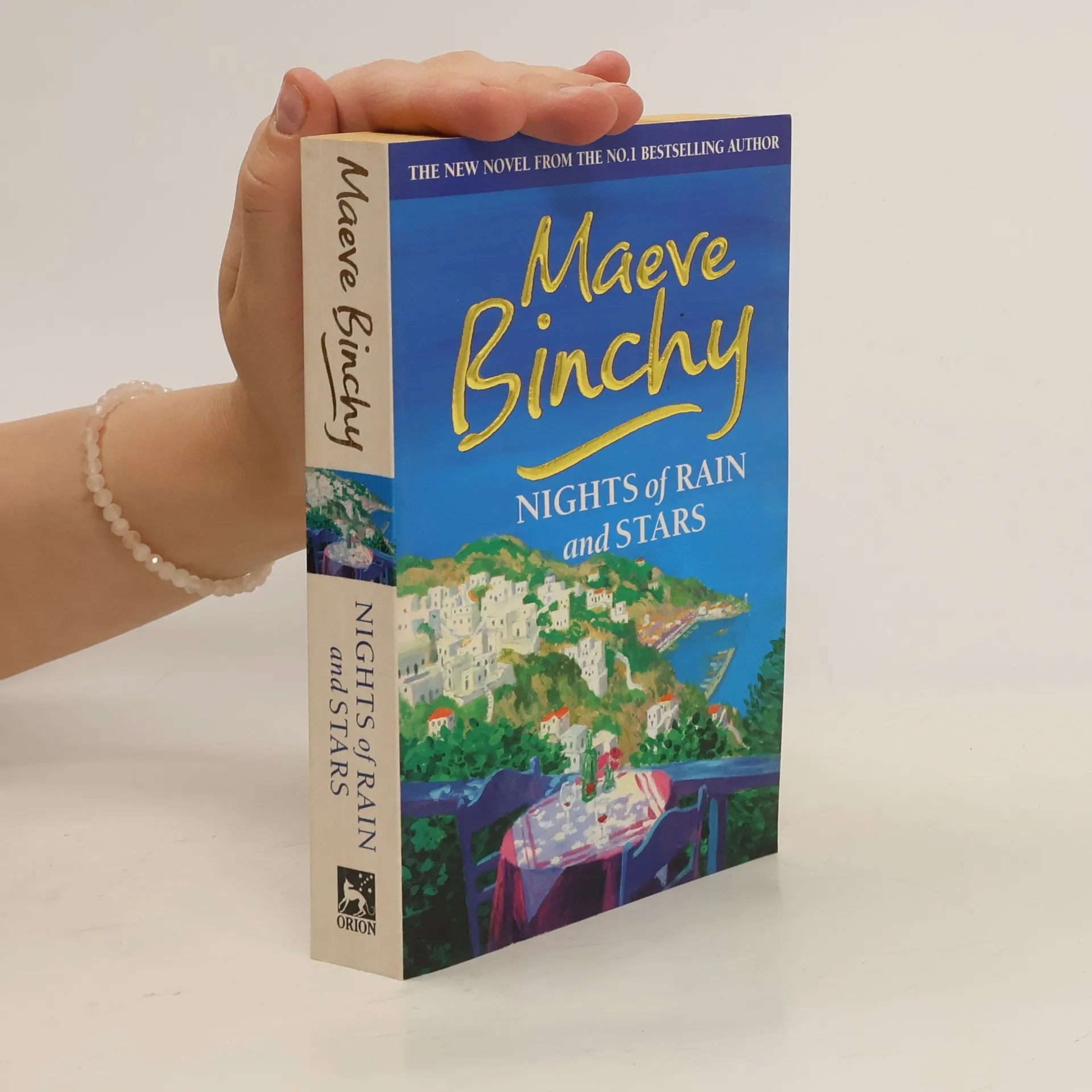 Nights of Rain and Stars | Book | Paperback | Maeve Binchy | EN